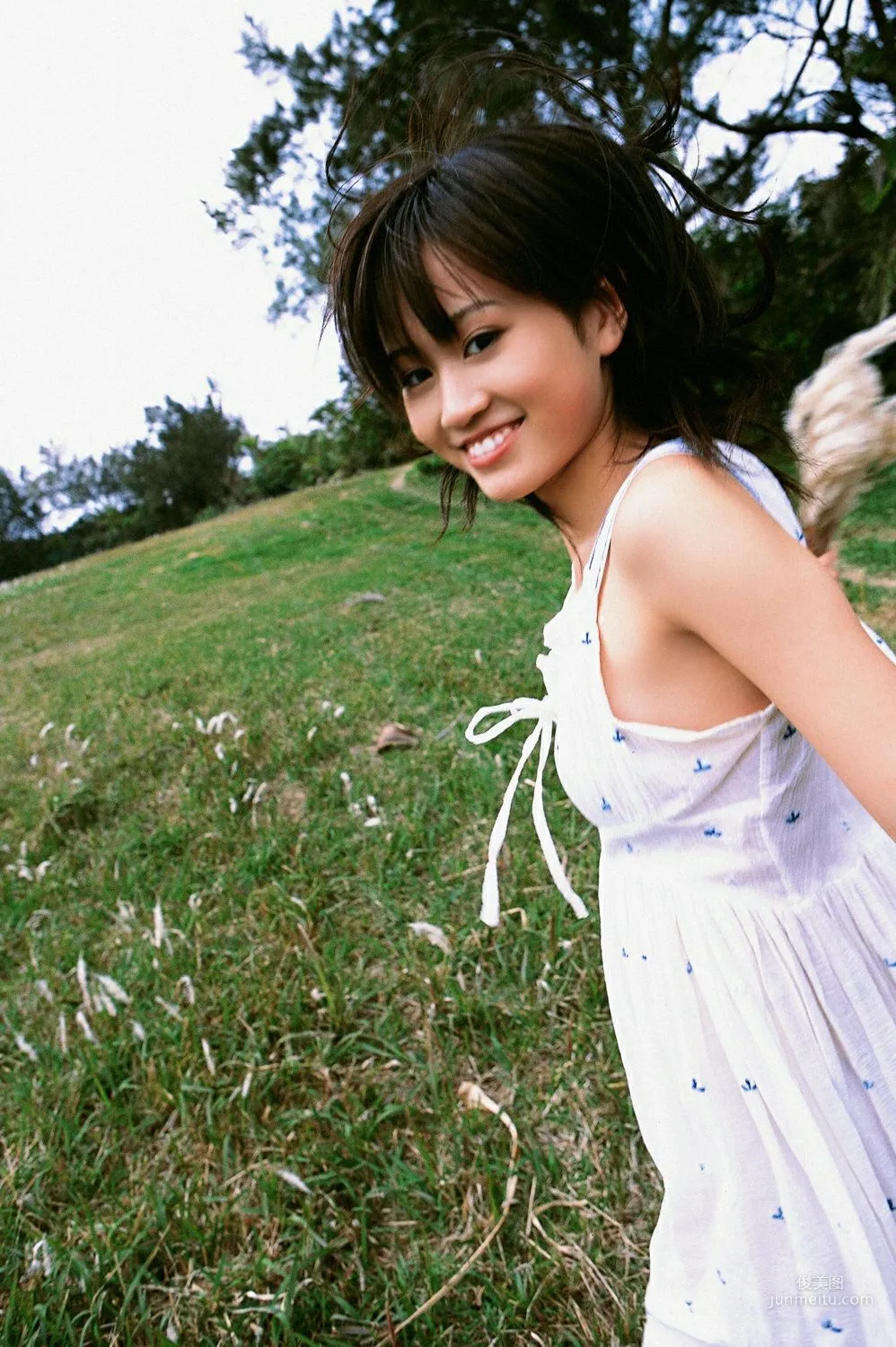 前田敦子《AKBのネ申、あっちゃん》写真集 [YS Web] Vol.27750