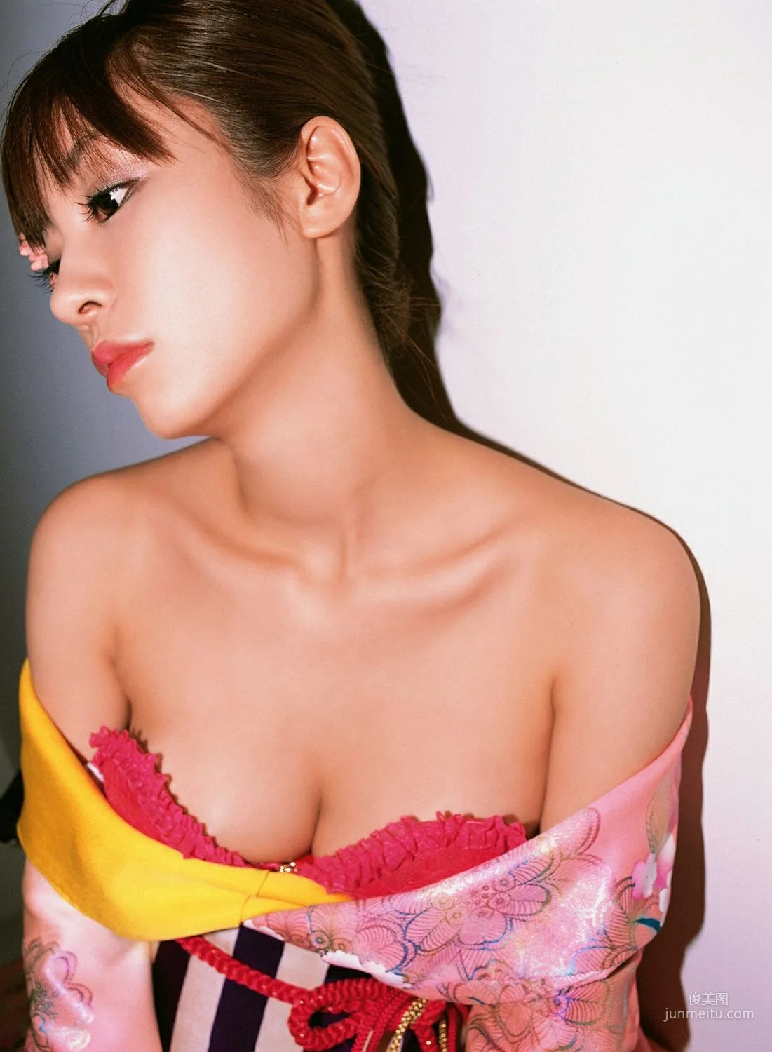 中山惠《女優遊戯》寫真集 [YS Web] Vol.278 70