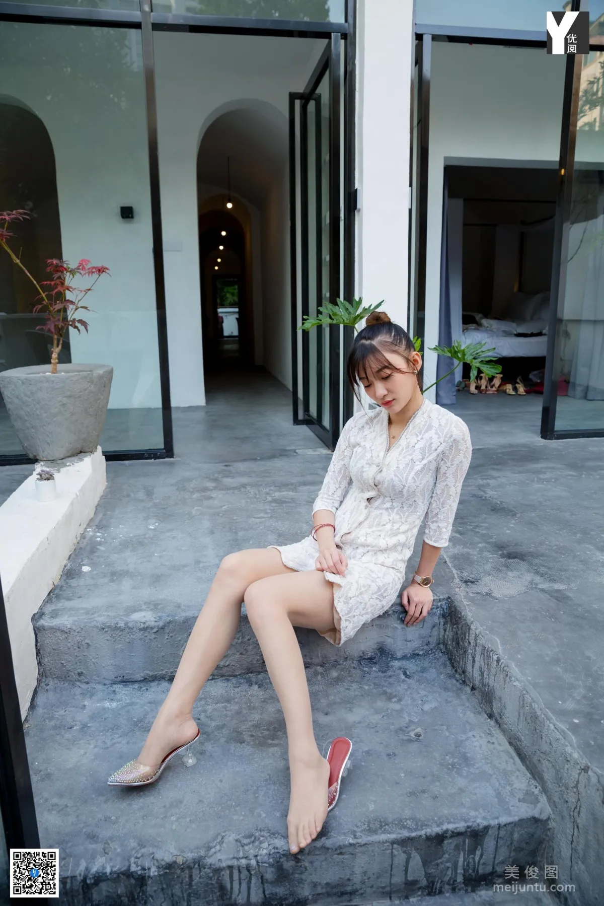 [異思趣向IESS] 模特 秋秋 《女友的家門口》 寫真集 53