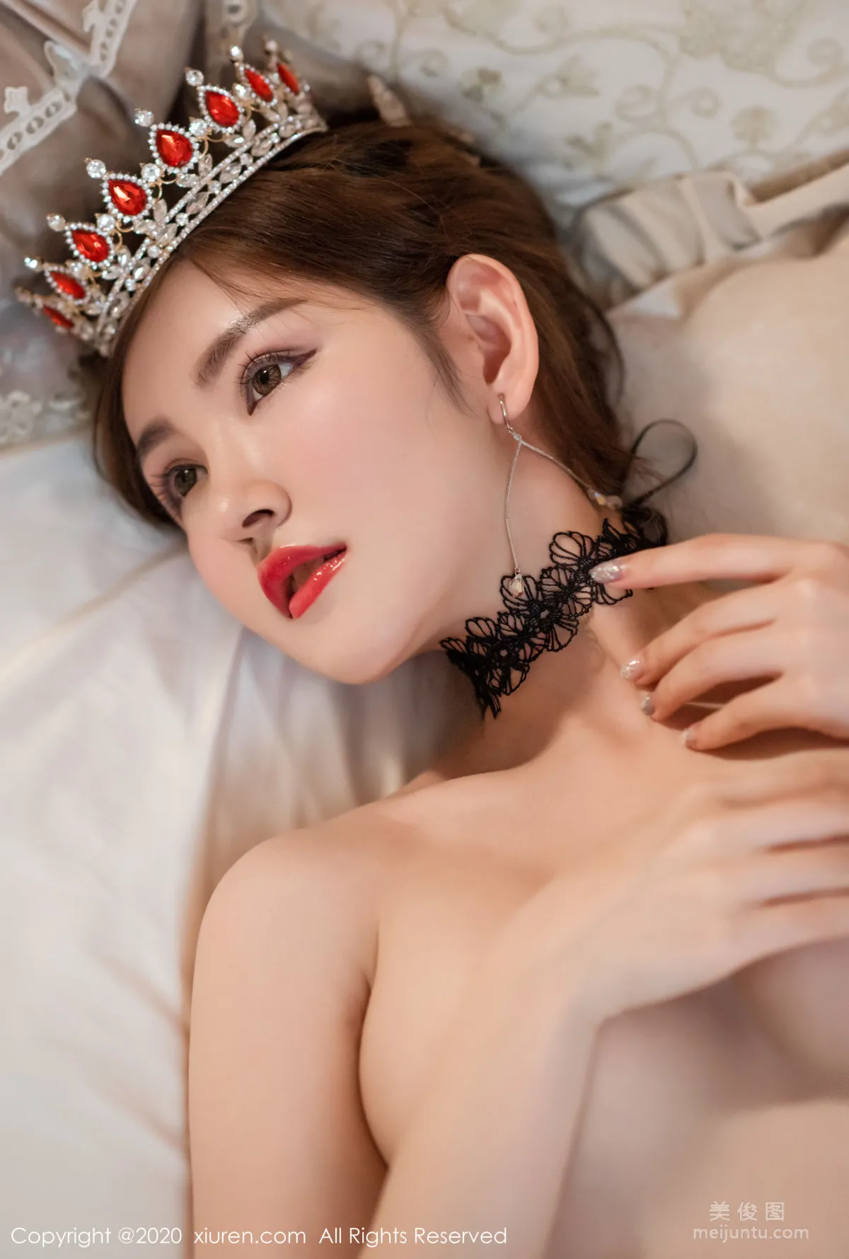 [秀人XIUREN] No.2106 沈夢瑤 《人體女王》 寫真集 3
