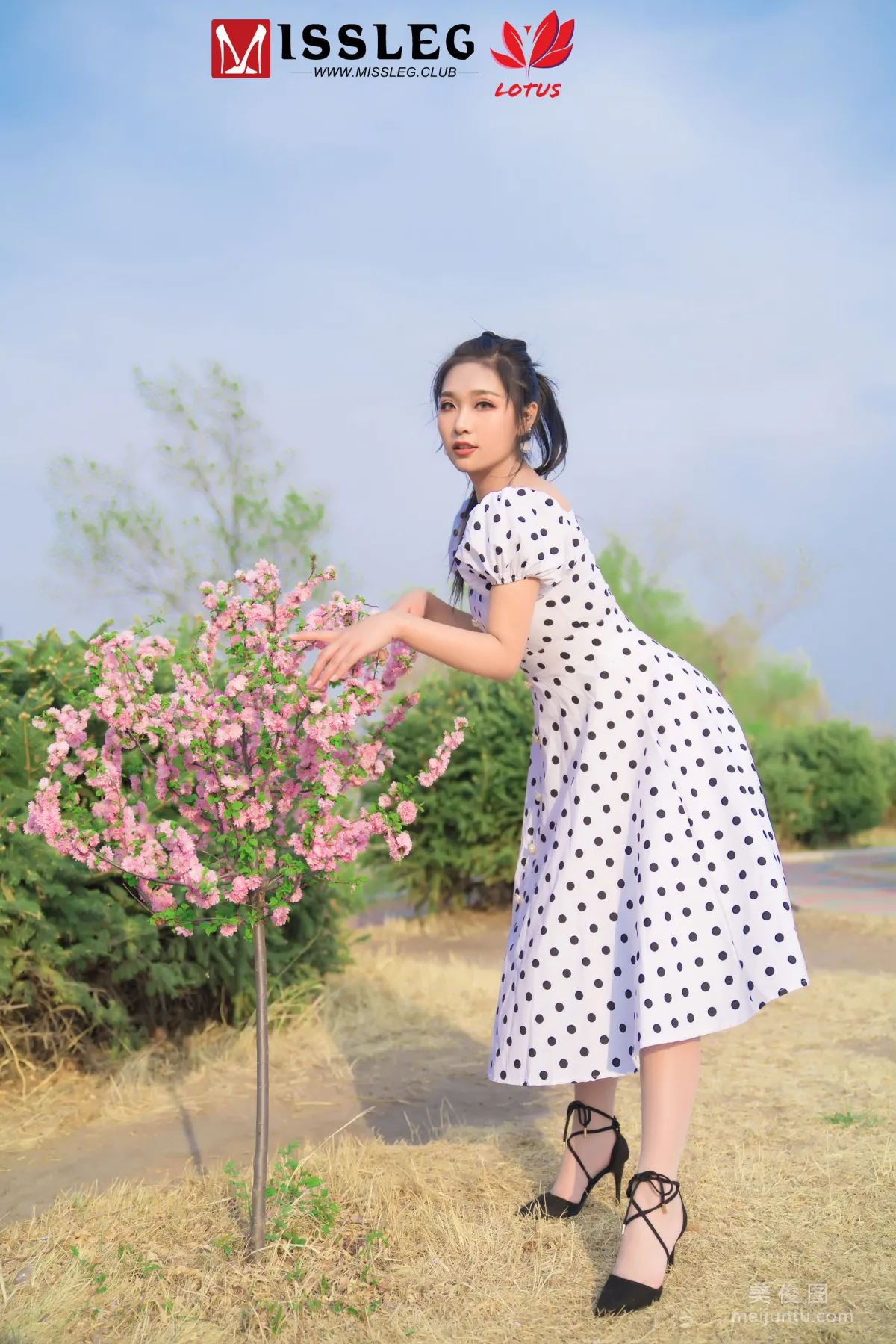 [蜜丝MISSLEG] M018 小鬼3 《景区舞娘》 写真集57