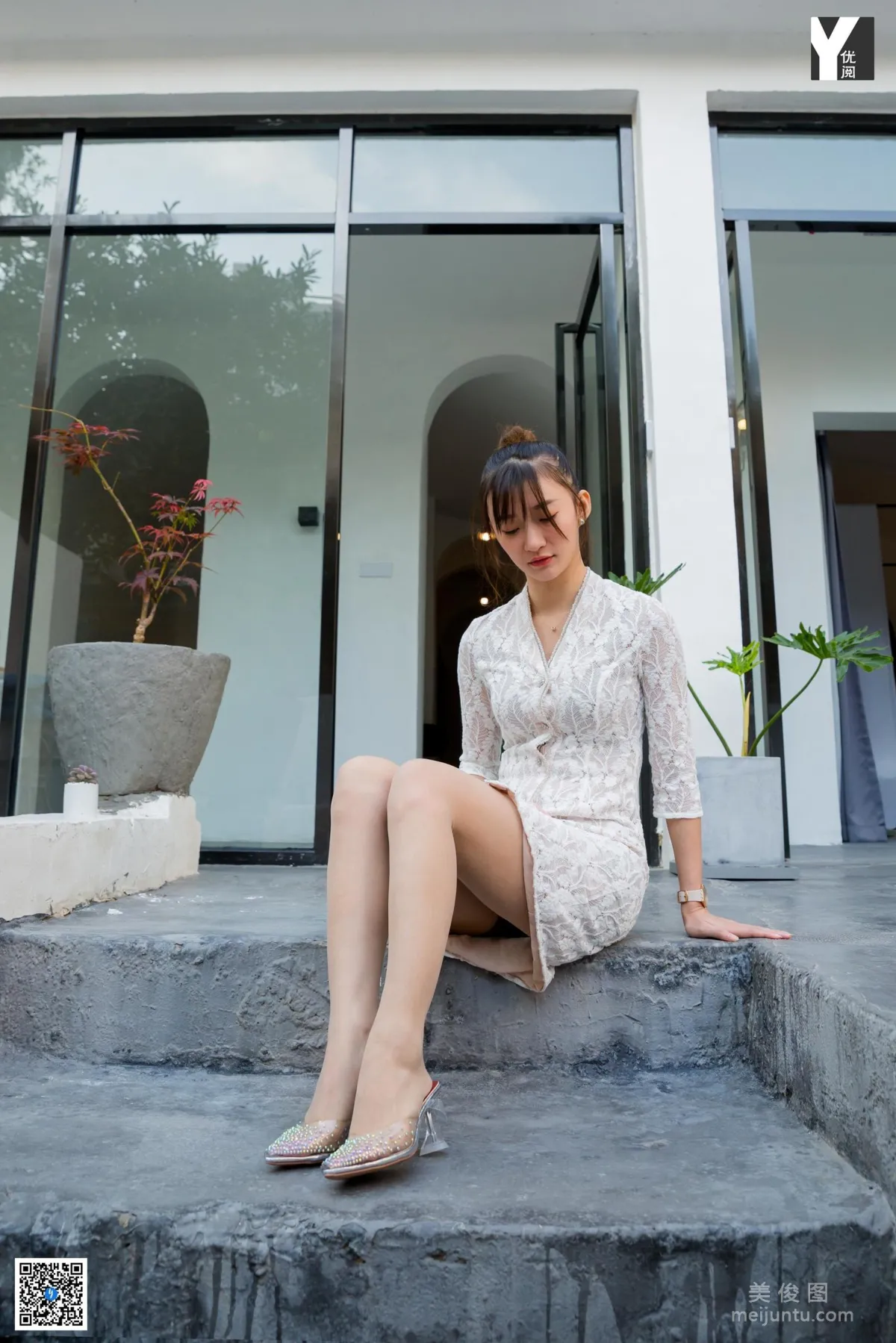 [異思趣向IESS] 模特 秋秋 《女友的家門口》 寫真集 47