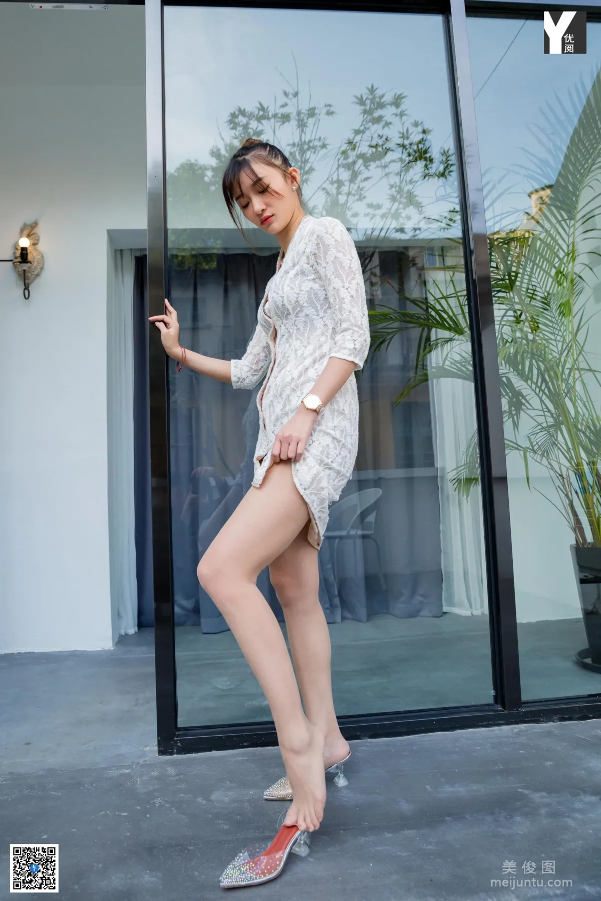 [異思趣向IESS] 模特 秋秋 《女友的家門口》 寫真集 41