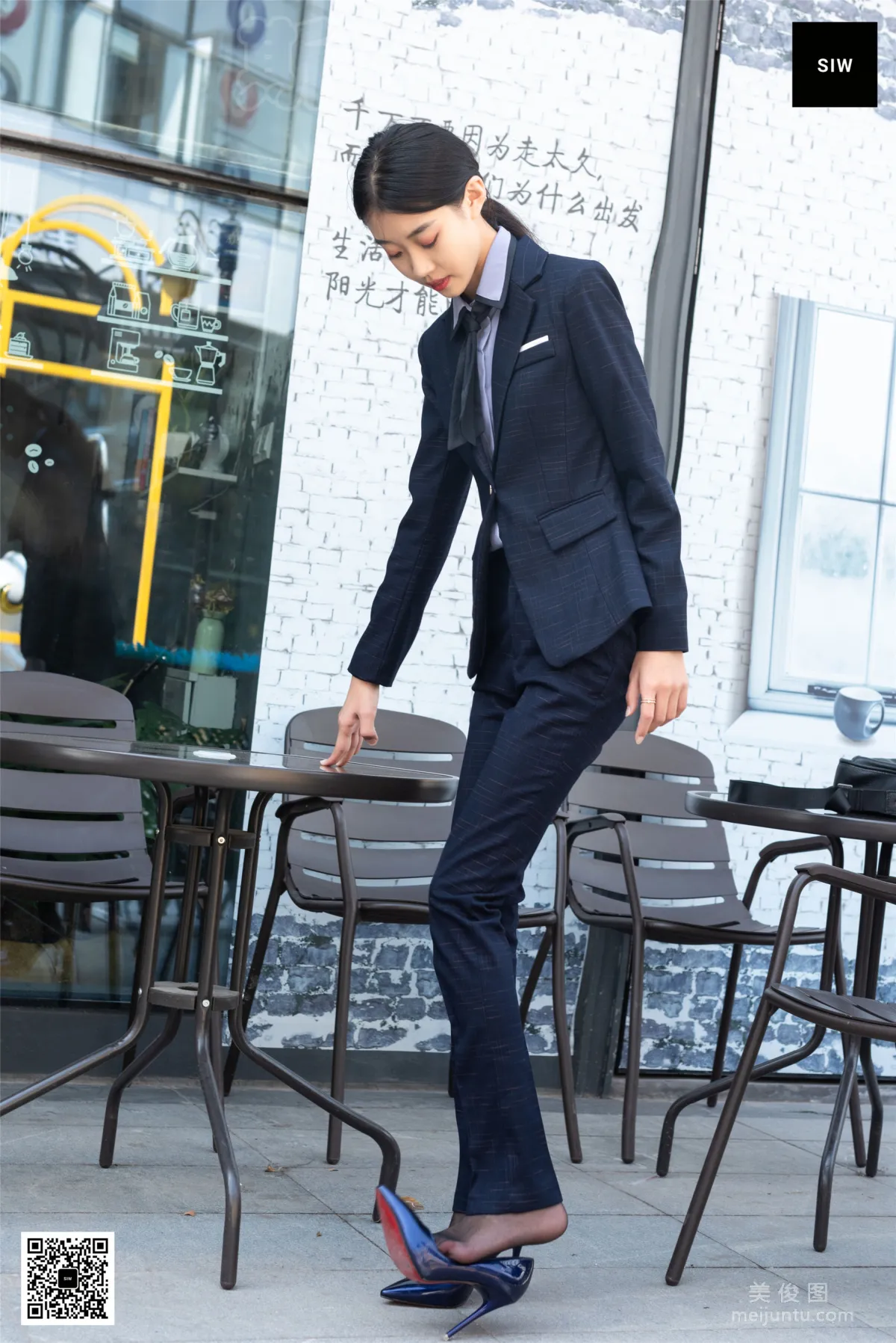 [斯文传媒SIW]  蓉儿 《西装黑丝》 写真集31