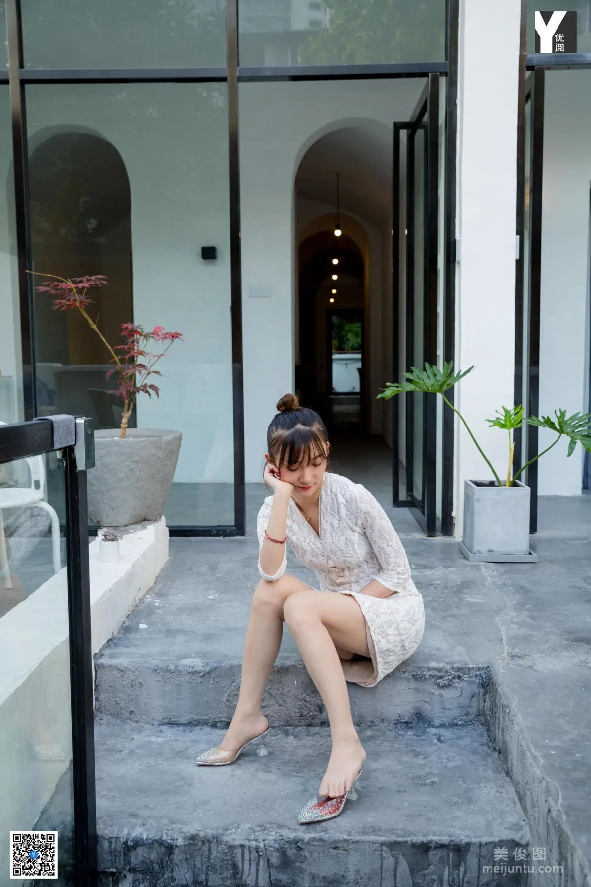 [異思趣向IESS] 模特 秋秋 《女友的家門口》 寫真集 55
