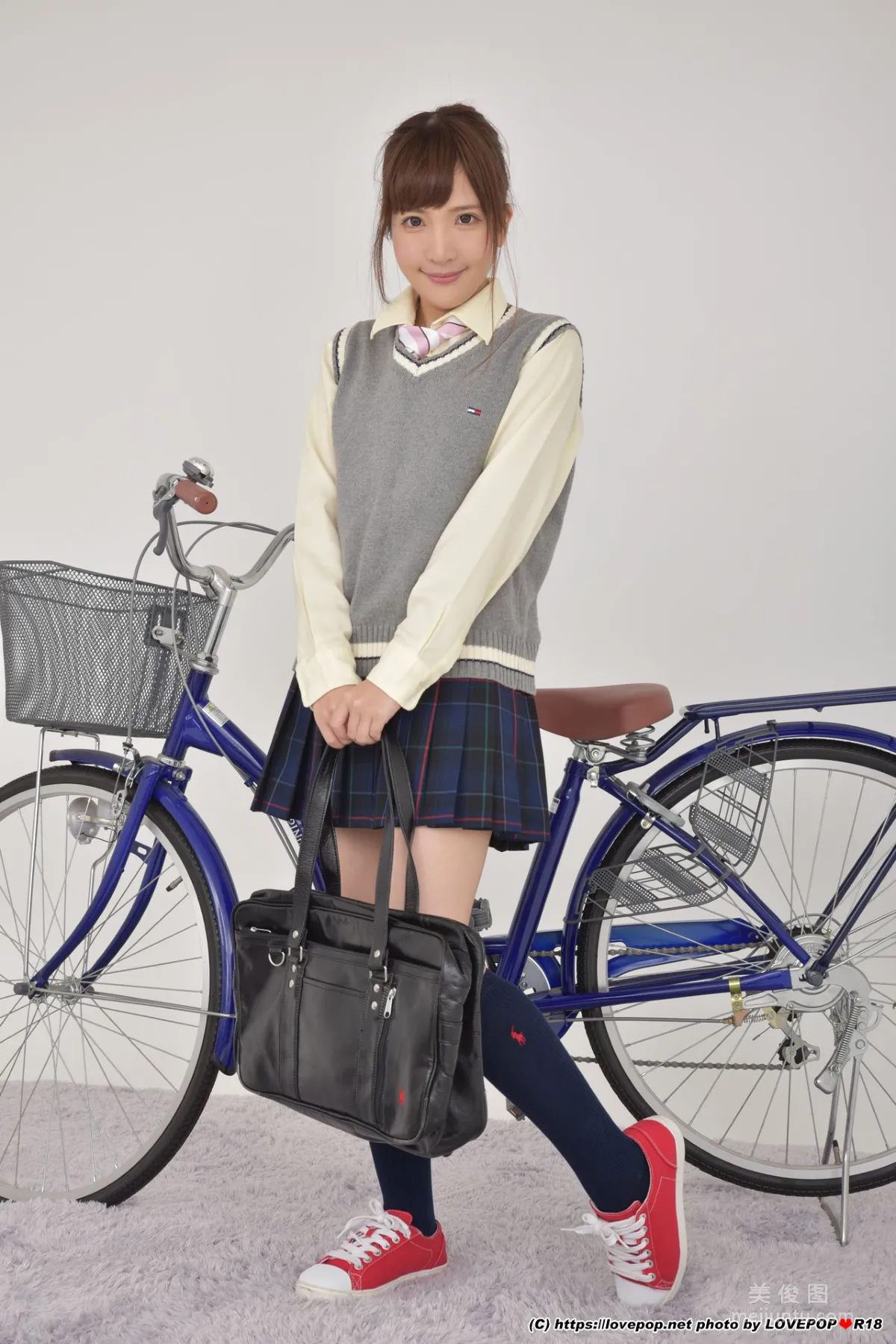 [LOVEPOP] 汐乃木あやみ/汐乃木绫美 Photoset 04 寫真集 1