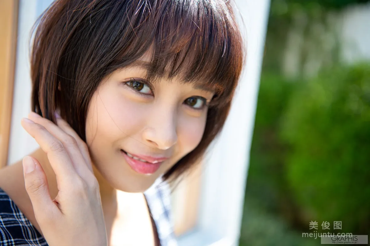 [Graphis] 每日一枚 逢見リカ Rika Aimi 写真集1