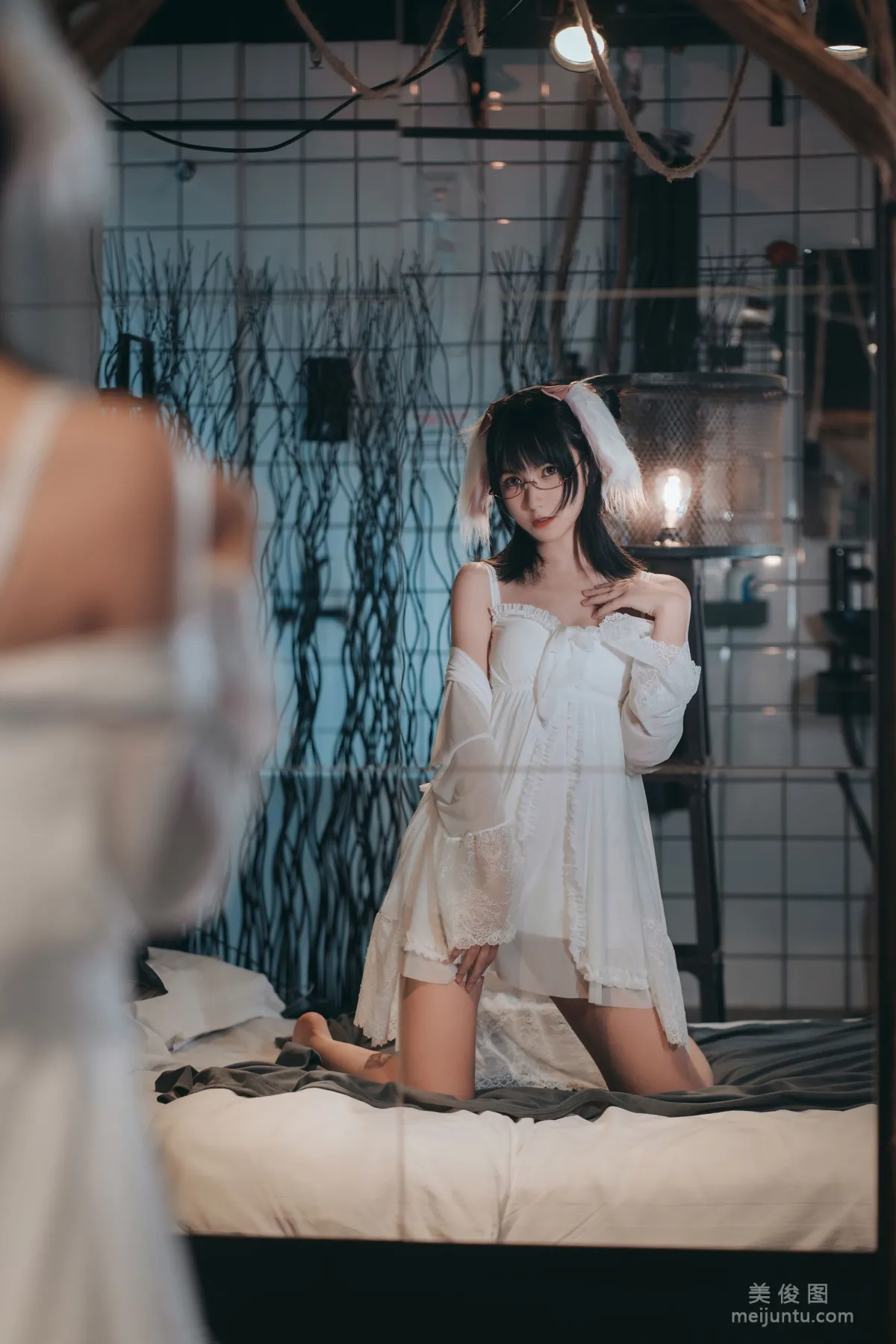 COSER模特逐月su 《睡衣兔子》 写真集11