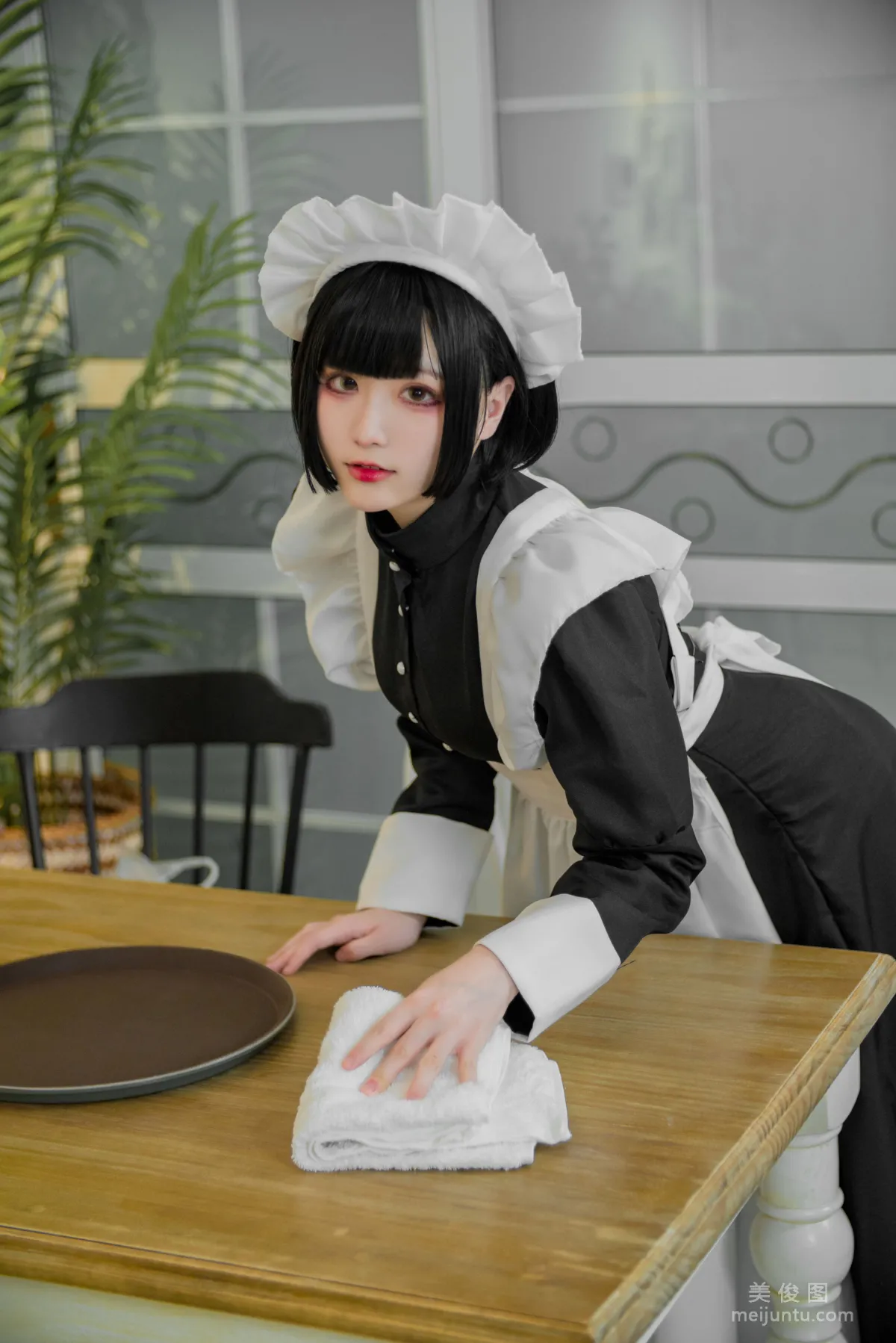 Coser起司塊wii 《棕色透明裝女仆》 寫真集 46