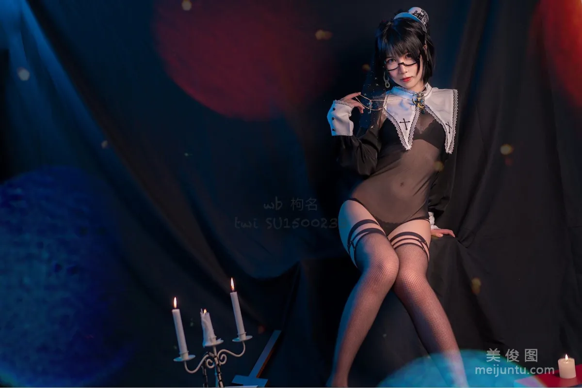 [網紅Coser] 逐月su 《修女》 寫真集 10