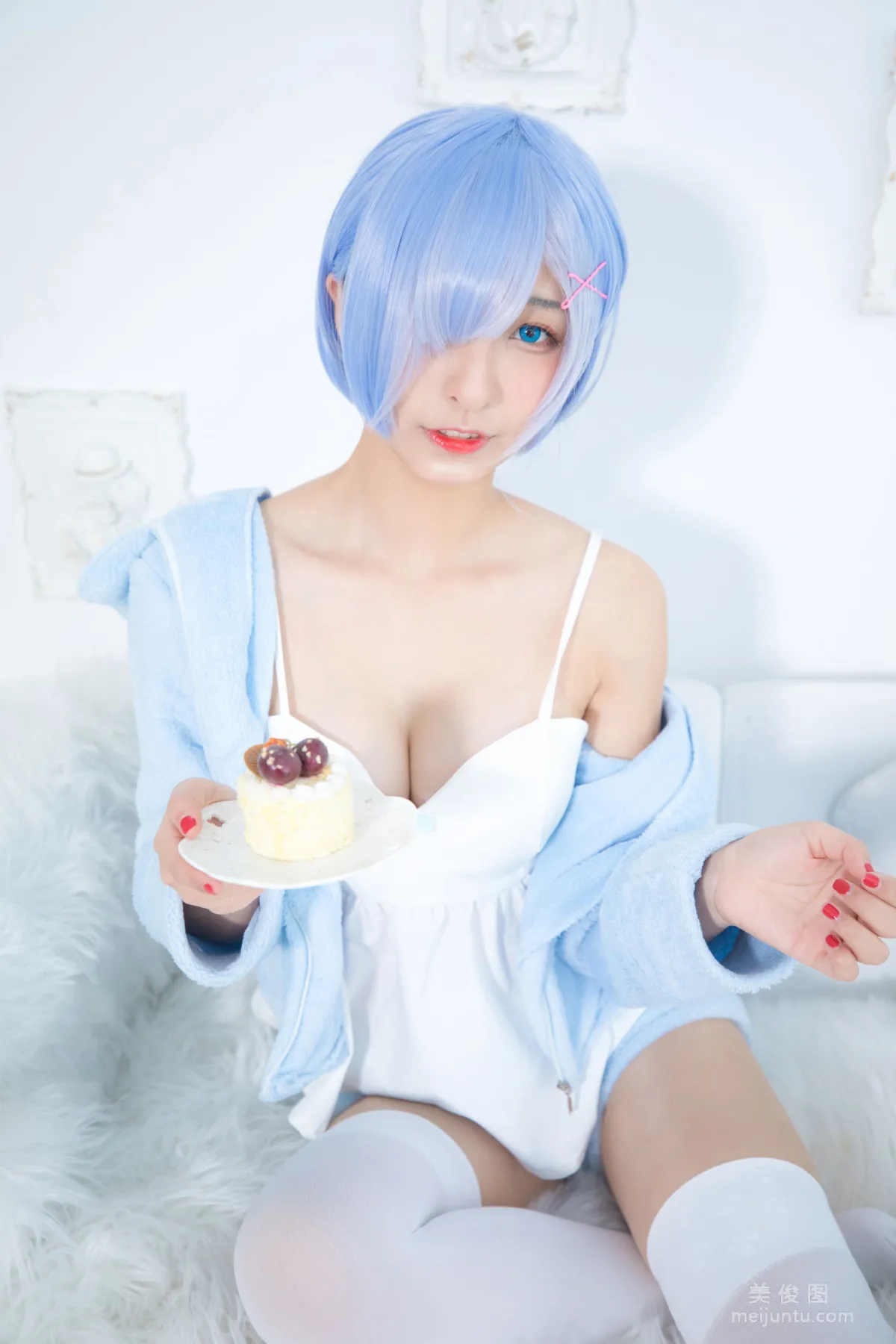 [網紅Coser] 古川kagura 《蕾姆》 寫真集 2