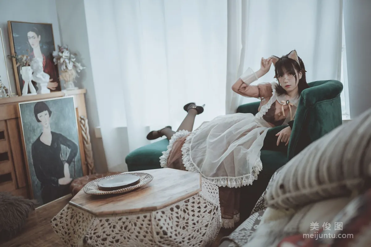 [網紅Coser] 逐月su 《透明女仆》 寫真集 11