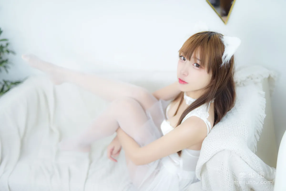 美女Coser二佐Nisa 《宠物少女 私房白婚纱》 写真集4