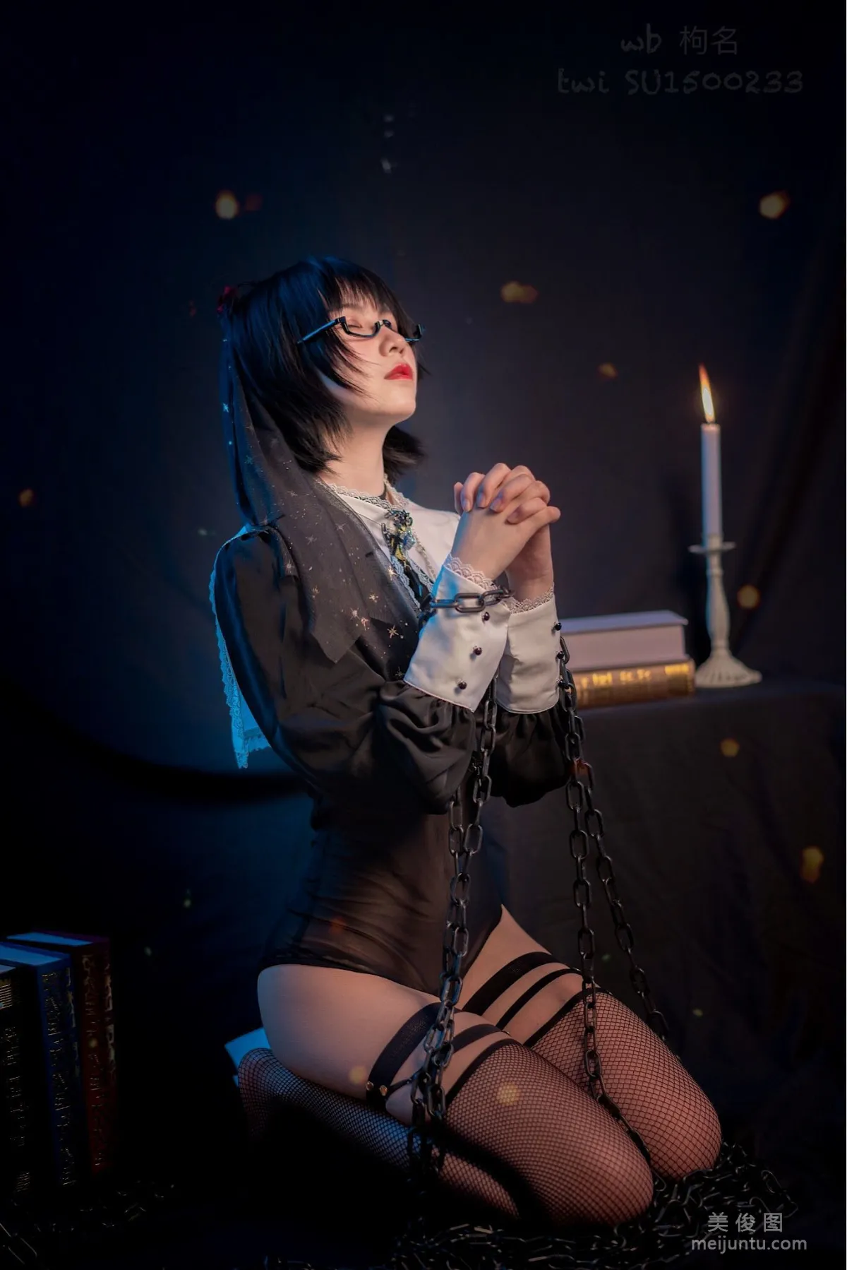 [網紅Coser] 逐月su 《修女》 寫真集 56