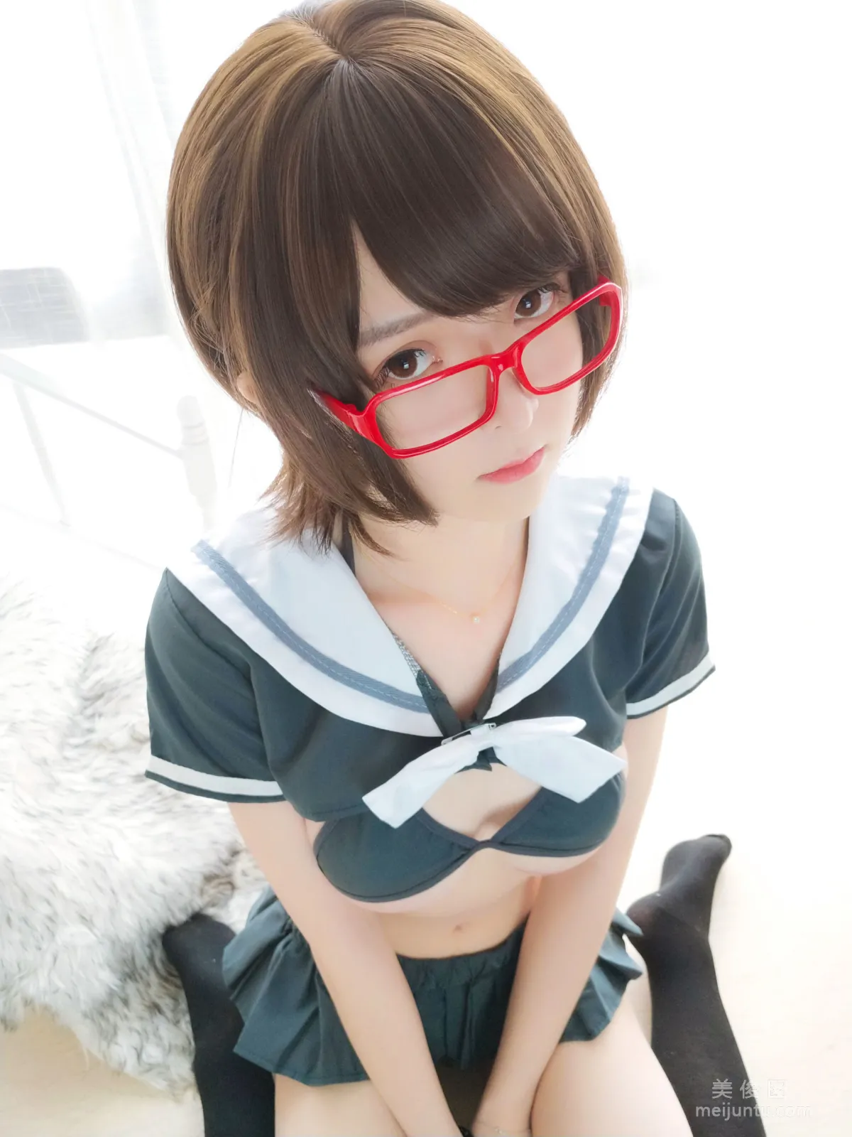 [網紅Coser] 一小央澤 《早安學妹》 寫真集 1