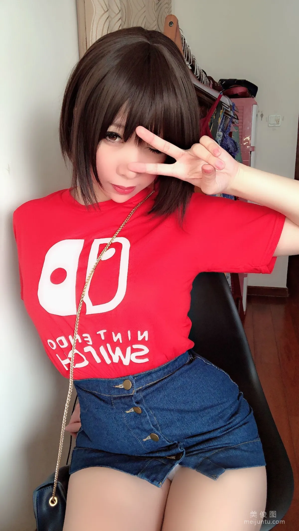 [美女Coser] 鹿野希 《火紅誘惑》 寫真集 42