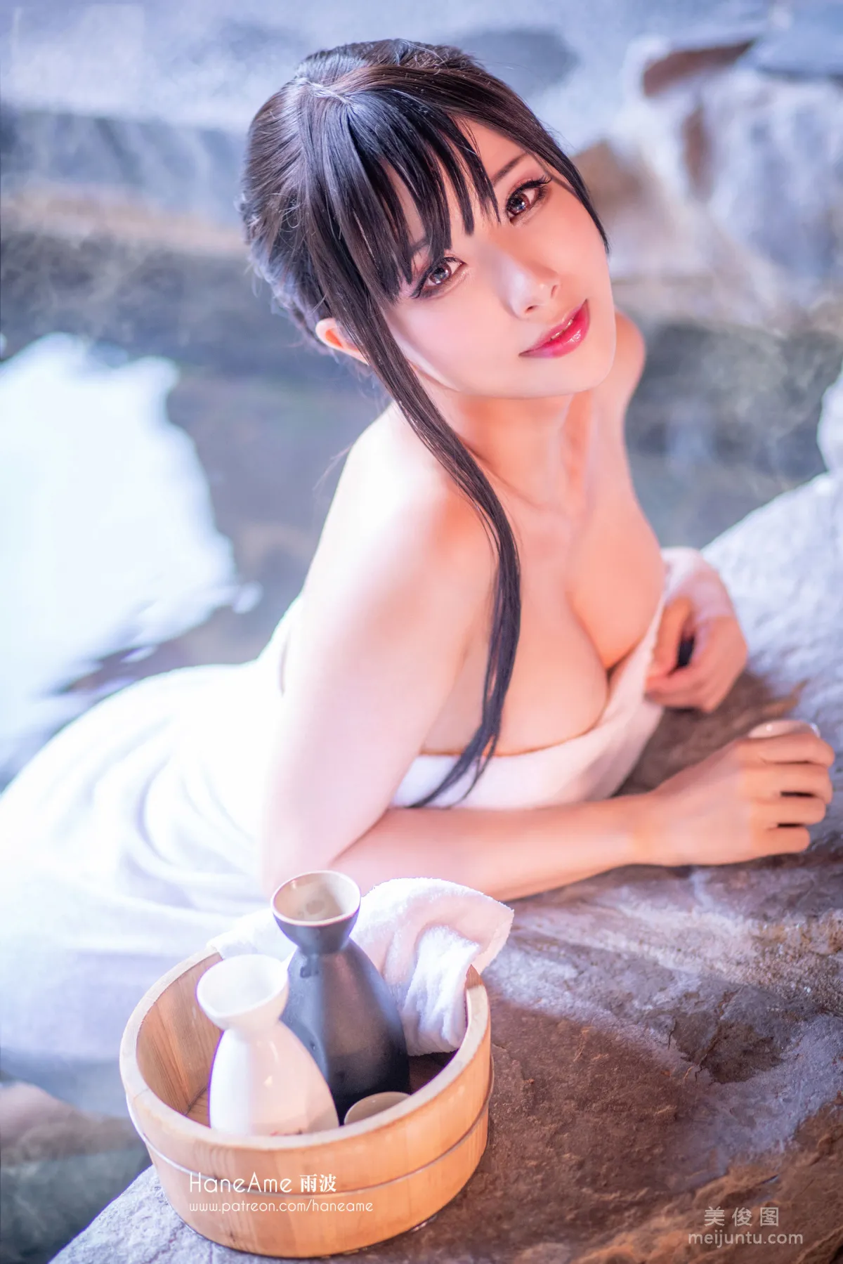 [網紅Coser美女] 雨波HaneAme 《溫泉》 寫真集 93