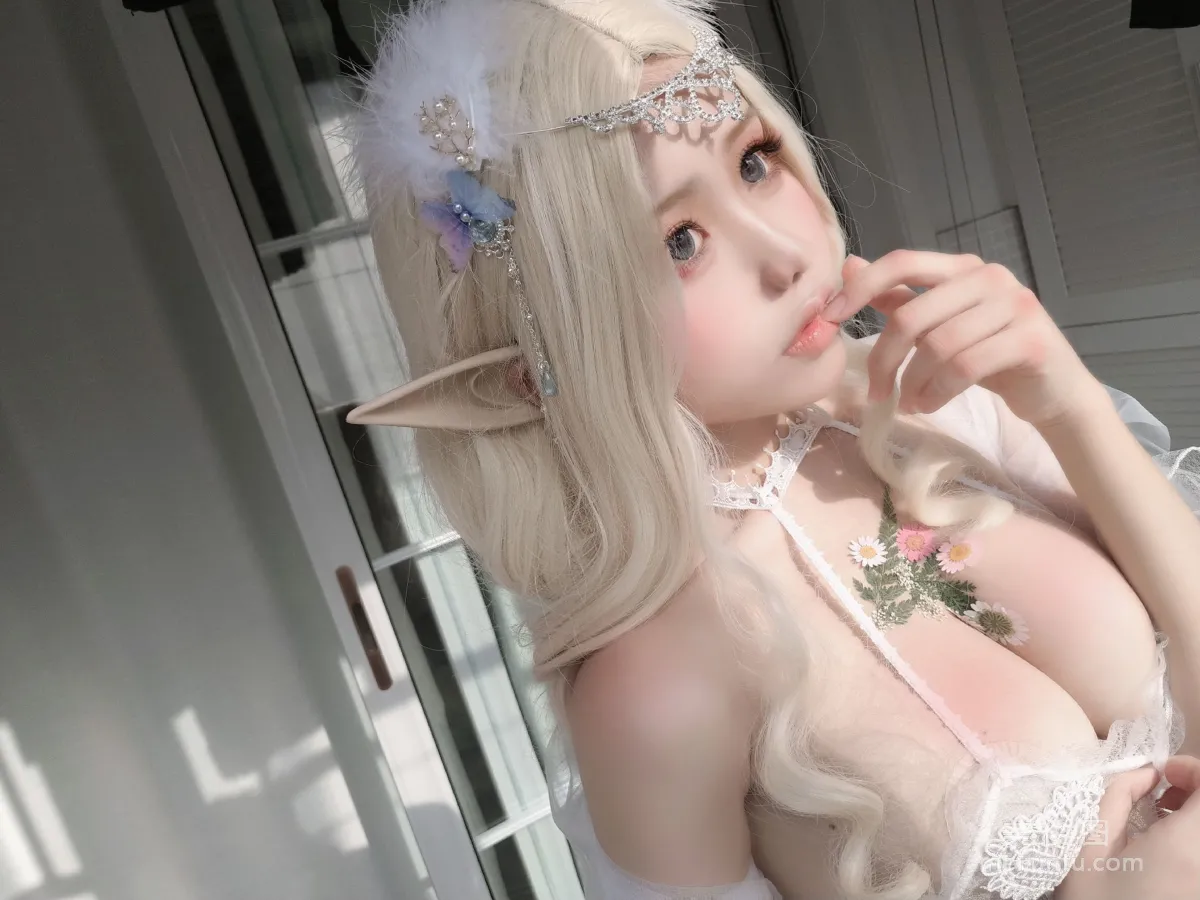 [美女Coser] 一笑芳香沁 《少女與花》 寫真集 14