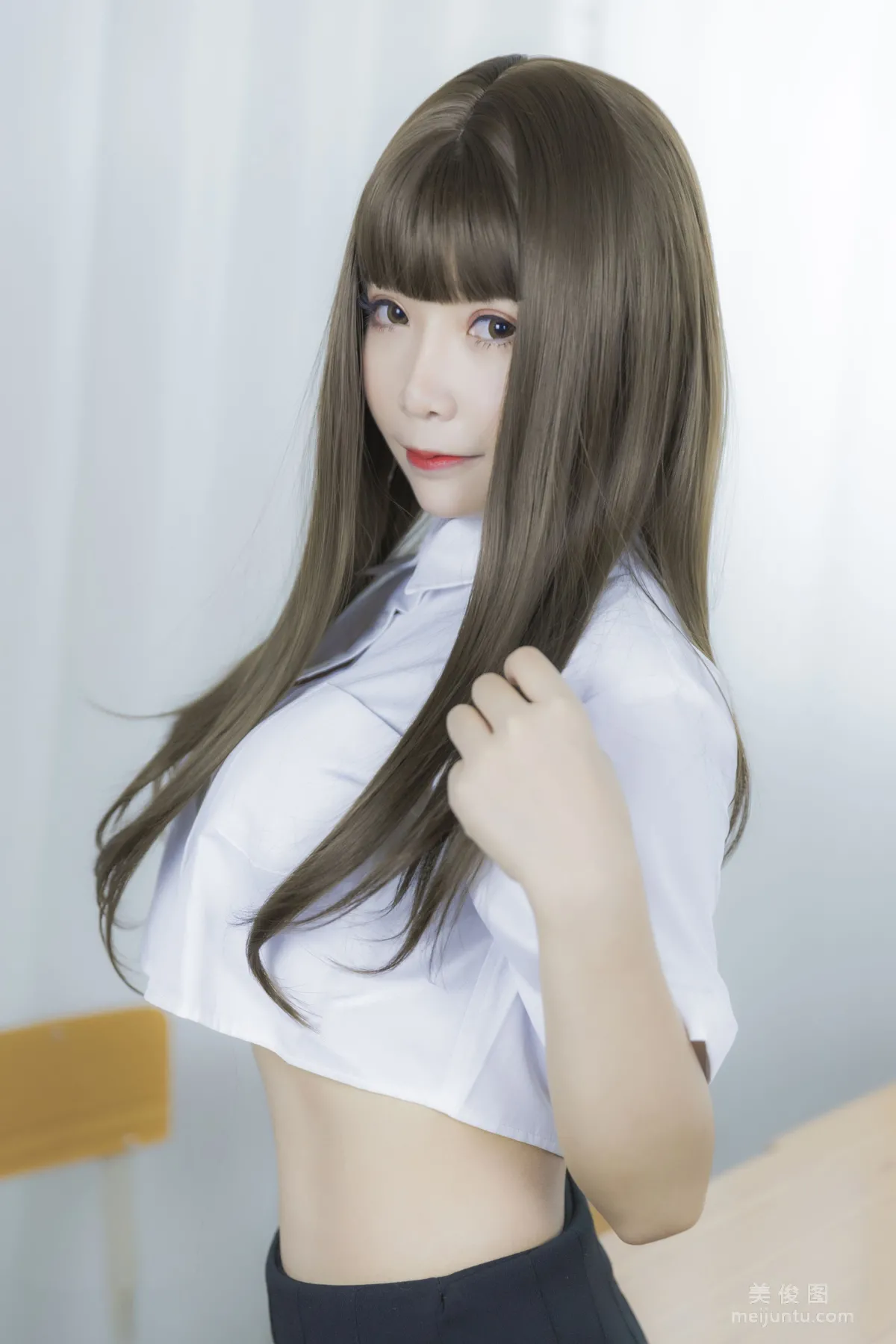 Coser妹子抱走莫子aa 《等你下課》 寫真集 5