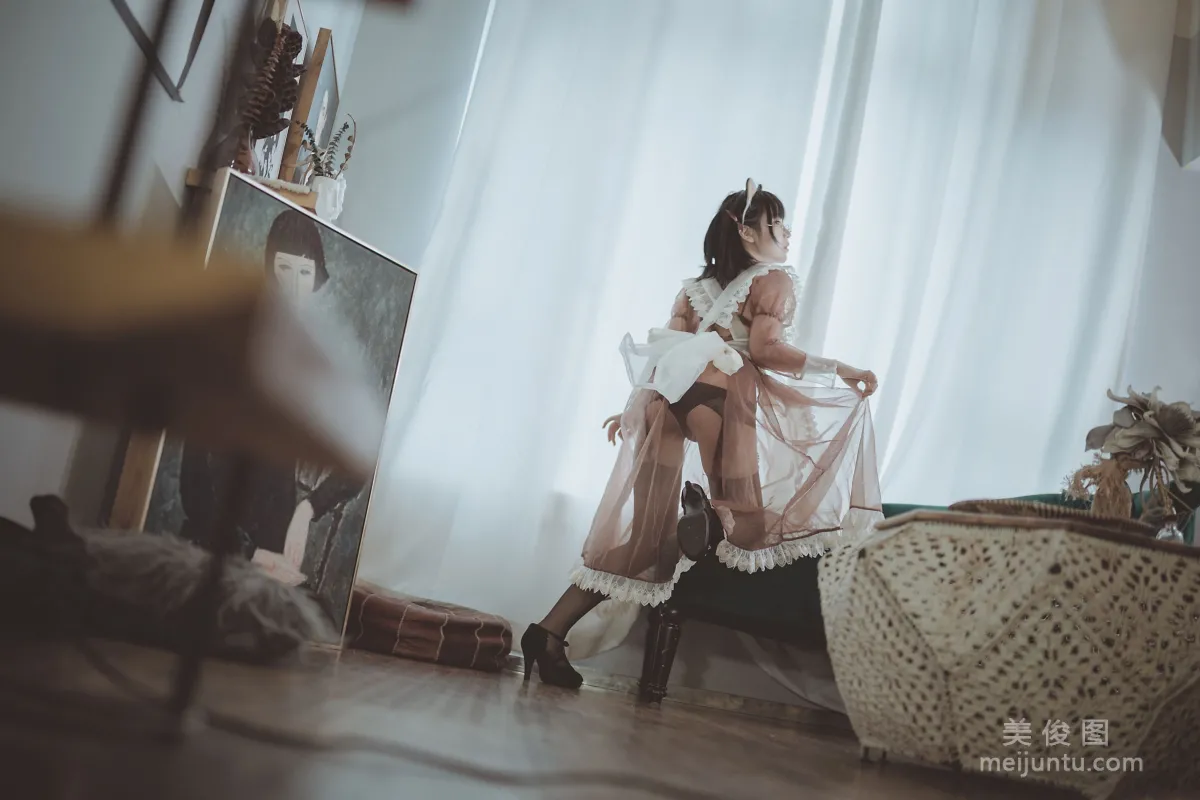[網紅Coser] 逐月su 《透明女仆》 寫真集 29