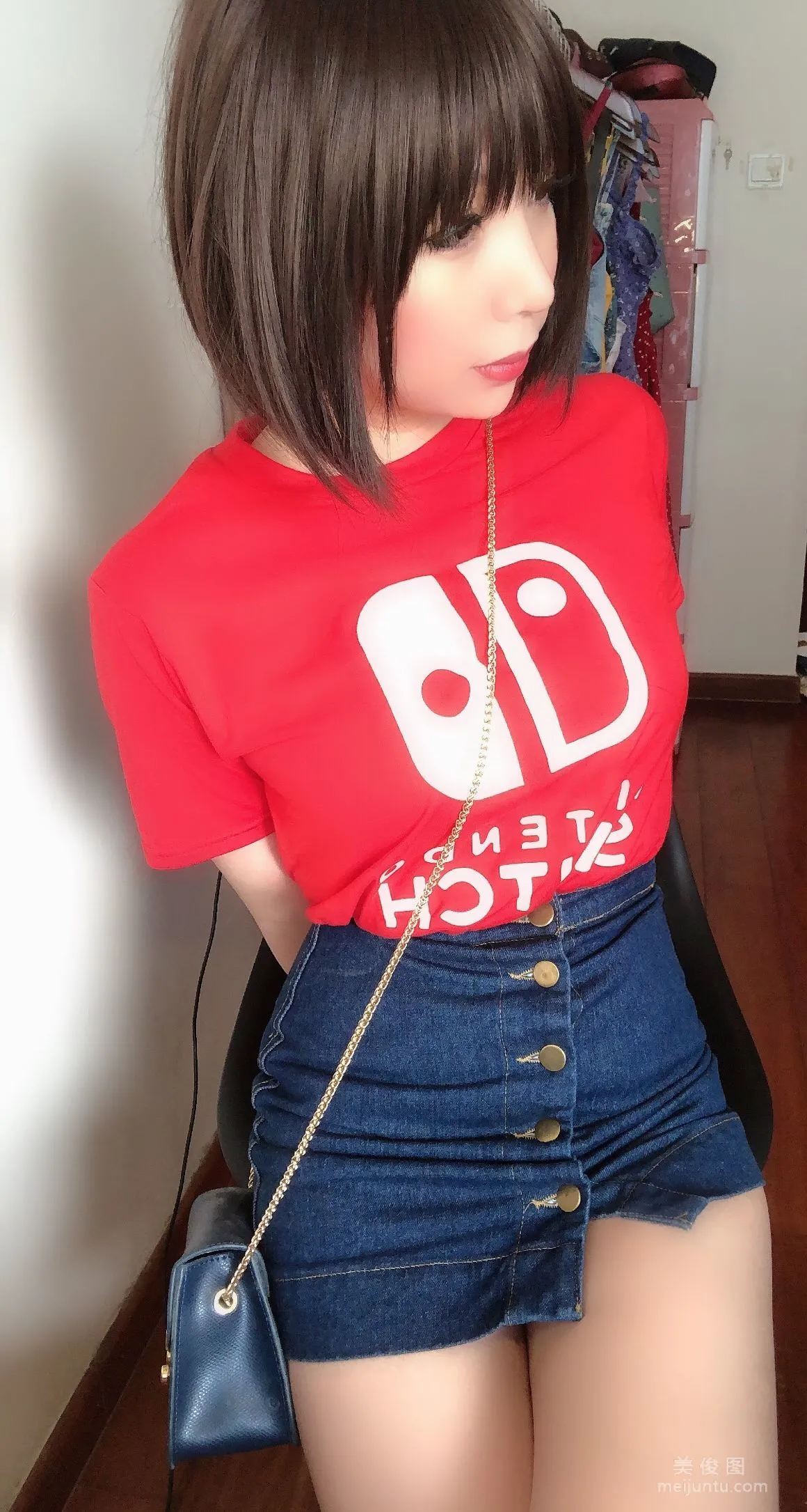 [美女Coser] 鹿野希 《火紅誘惑》 寫真集 39