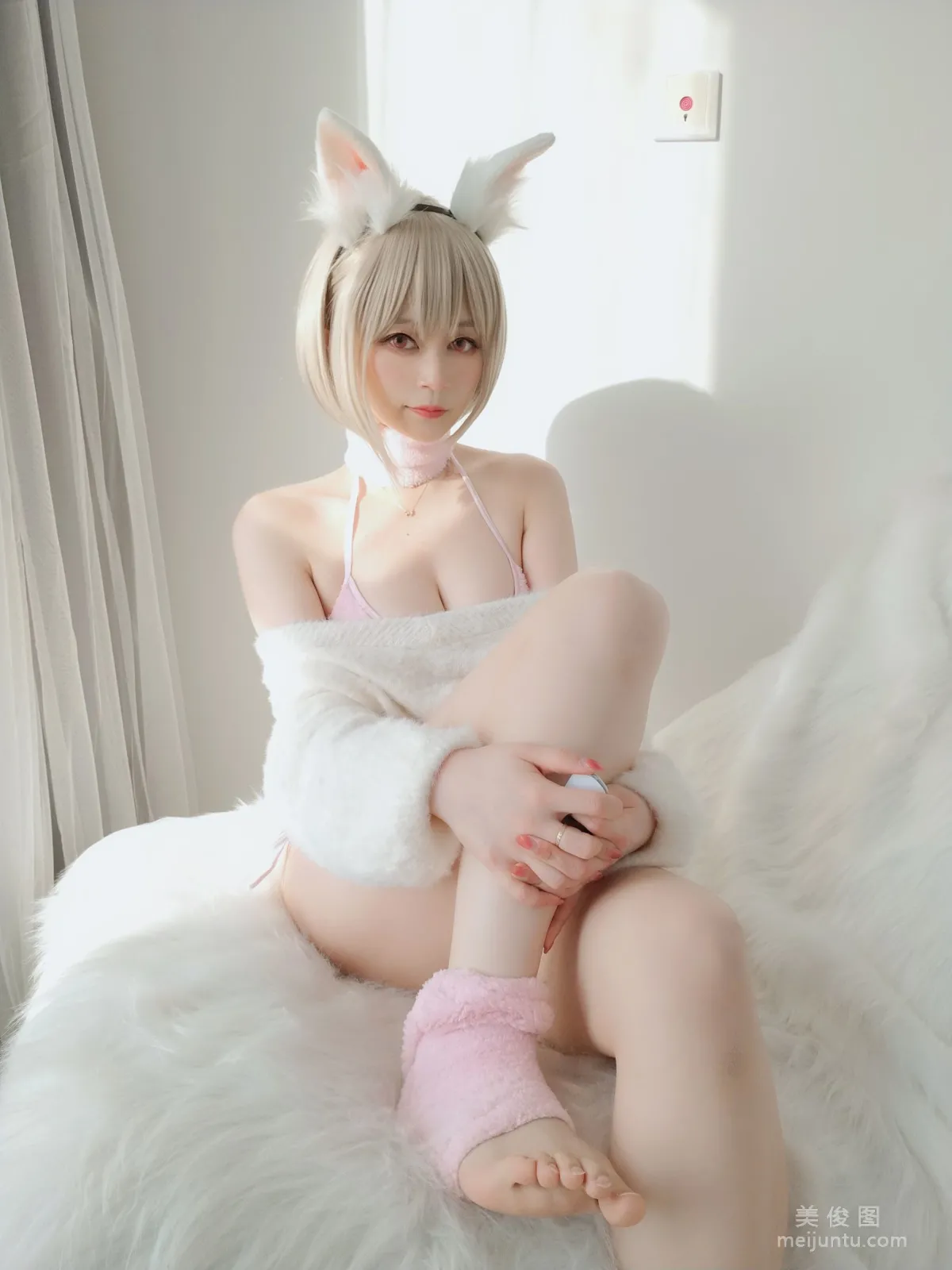 Coser小姐姐白銀81 《小白兔》 寫真集 75