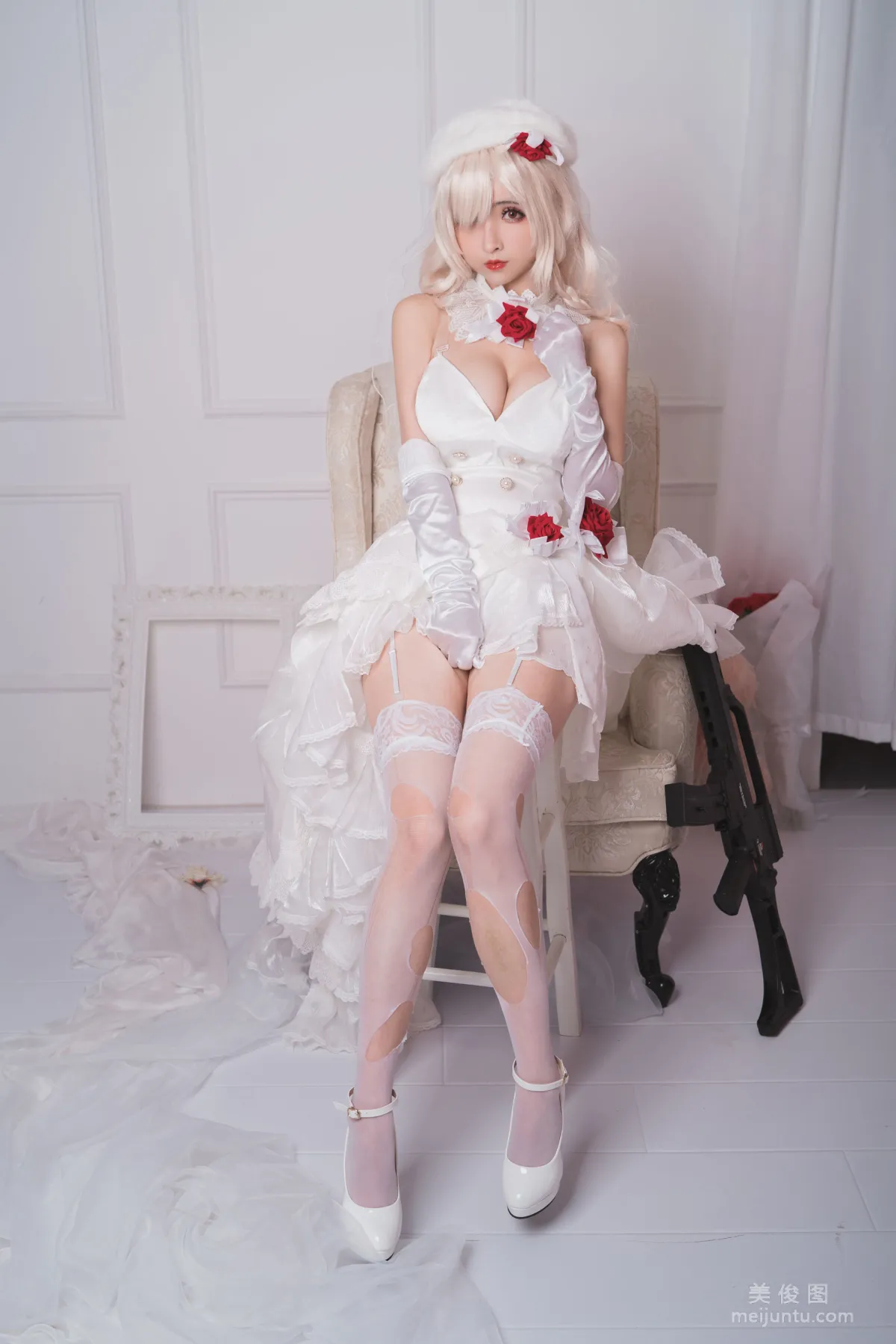 rioko涼涼子 《G36C&amp;花嫁》 寫真集 21