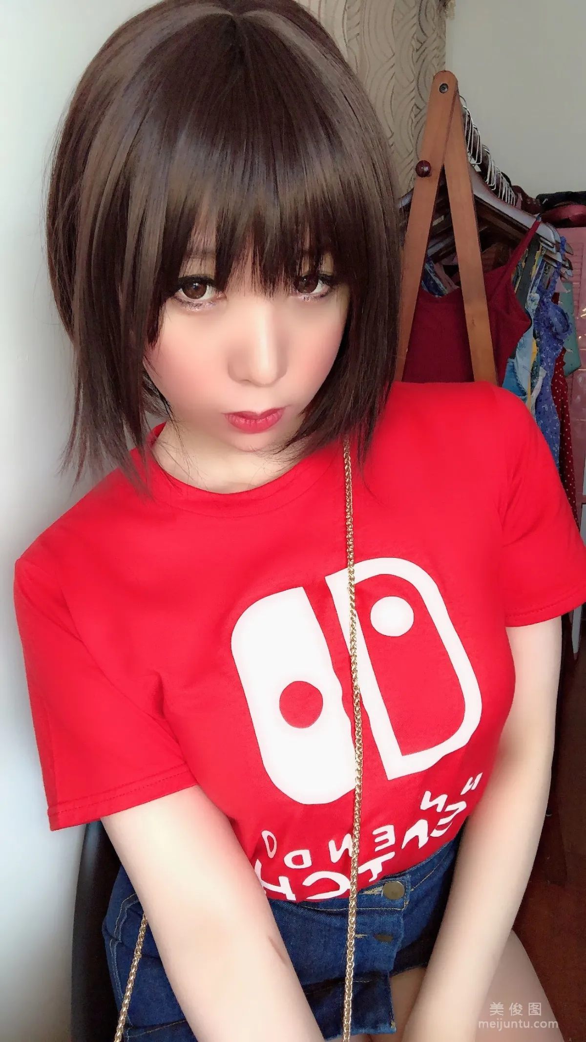 [美女Coser] 鹿野希 《火紅誘惑》 寫真集 58