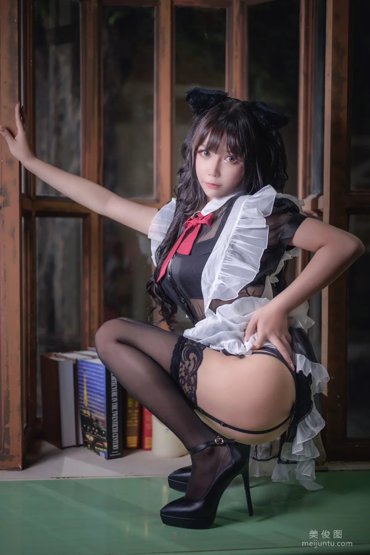 抱走莫子aa 《黑丝猫咪小女仆》 写真集11