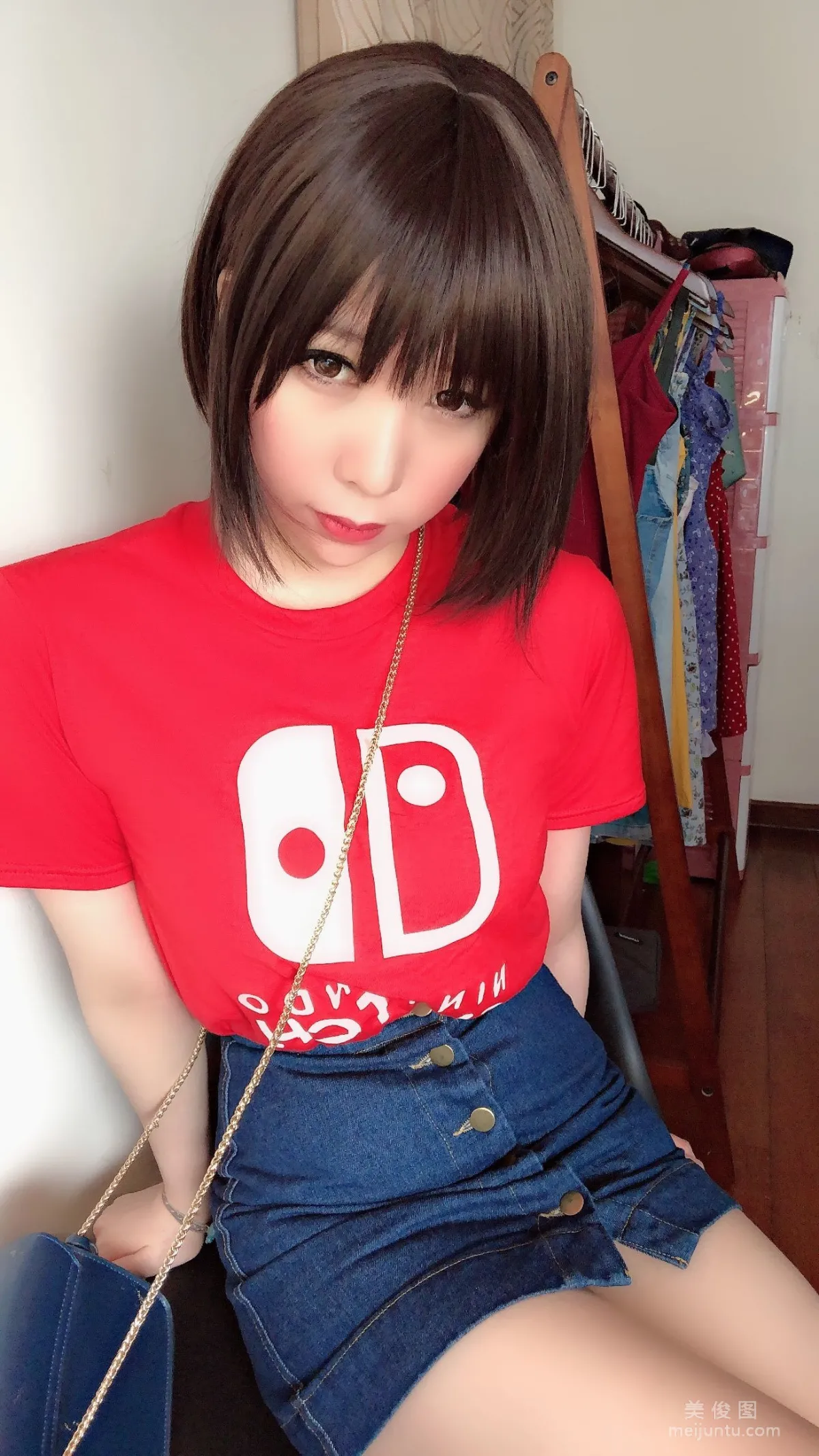 [美女Coser] 鹿野希 《火紅誘惑》 寫真集 51