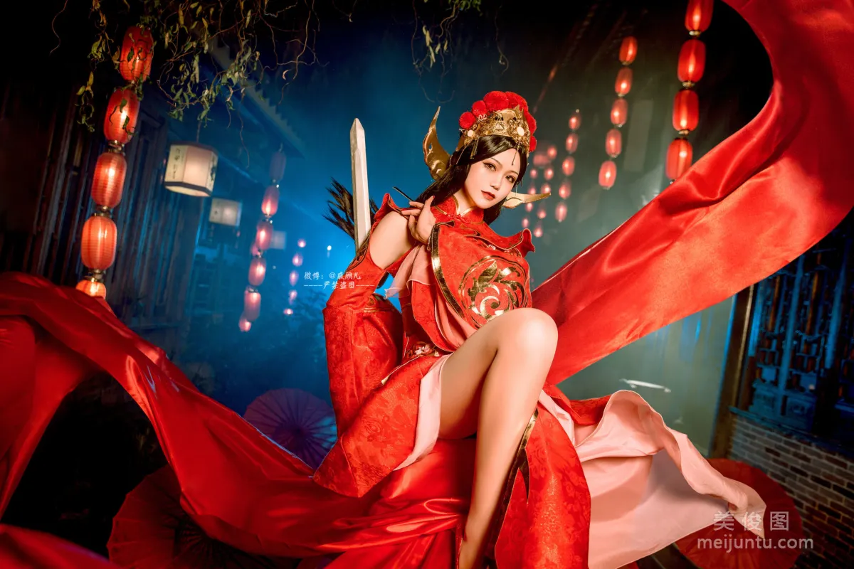 戚顧兒MIKI 《王者榮耀 露娜一生所愛》 寫真集 10