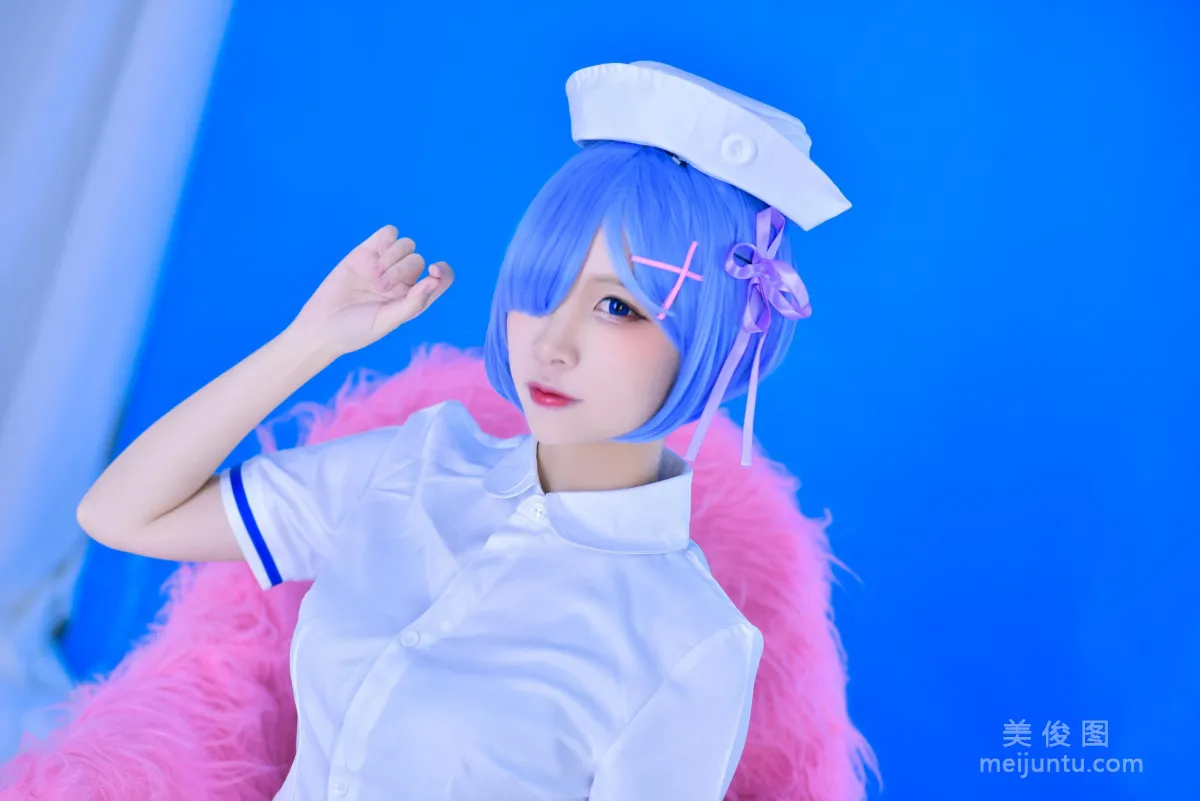 美女Coser二佐Nisa 《蕾姆护士》 写真集1