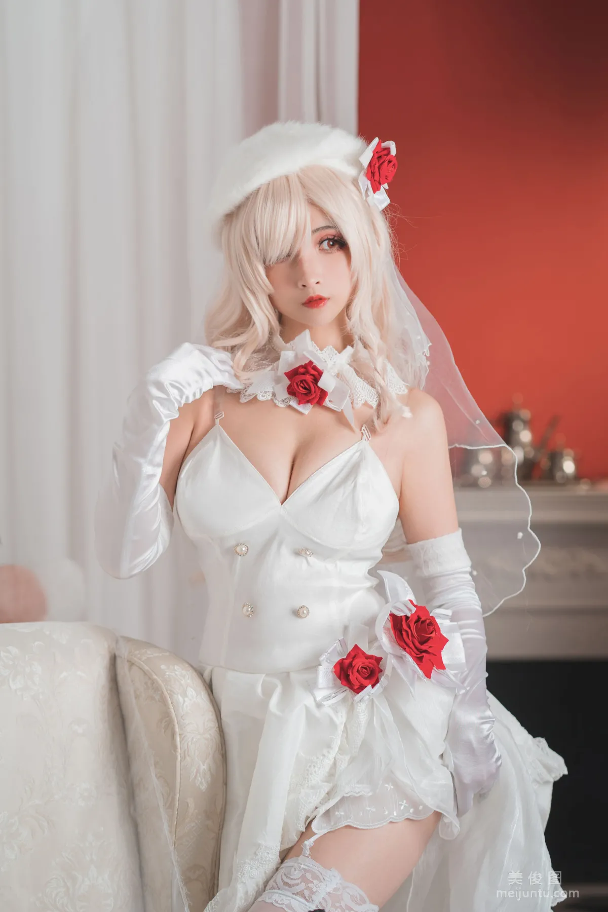 rioko涼涼子 《G36C&amp;花嫁》 寫真集 2