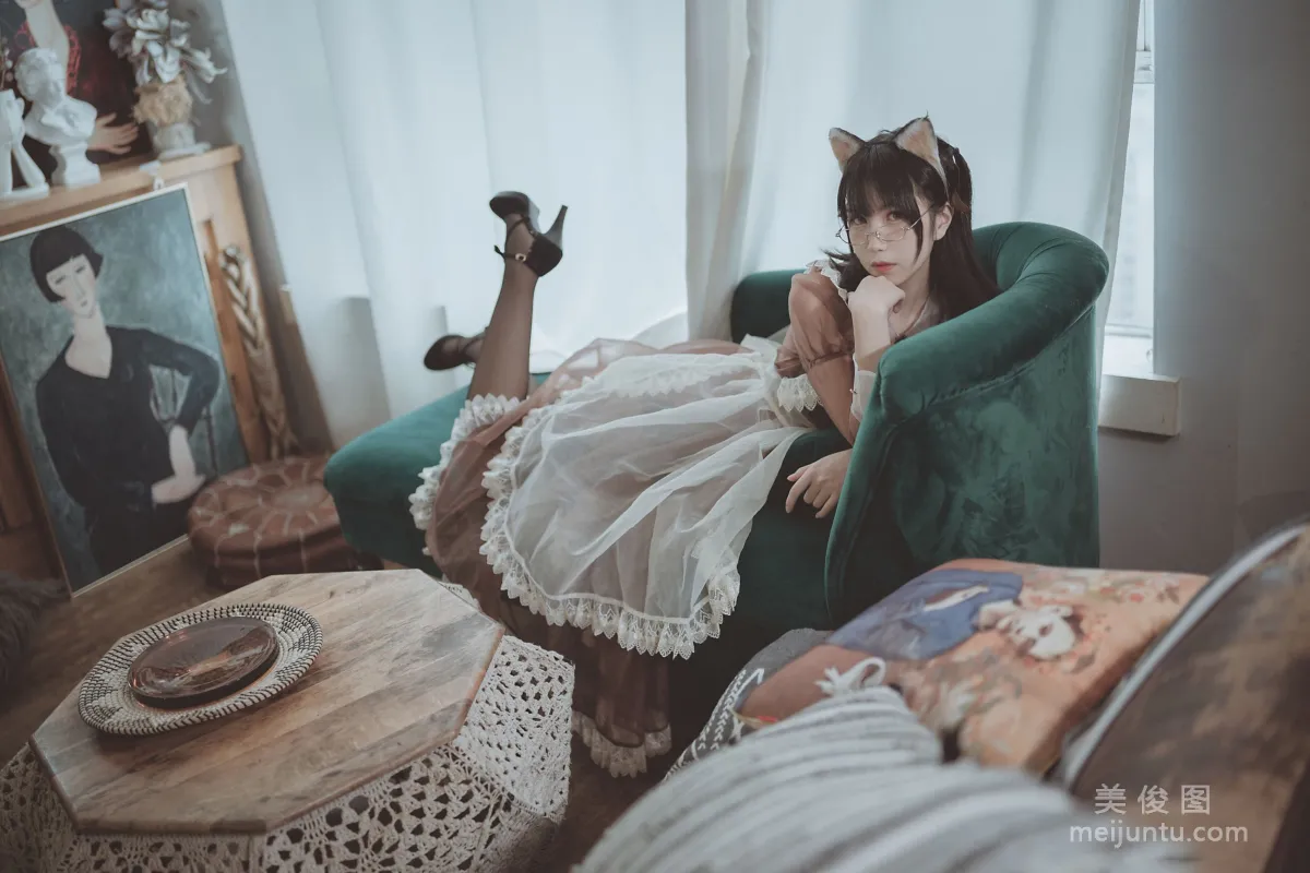 [網紅Coser] 逐月su 《透明女仆》 寫真集 32