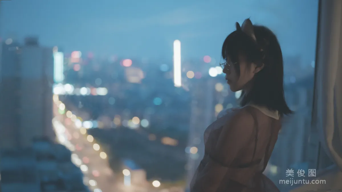 [網紅Coser] 逐月su 《透明女仆》 寫真集 46