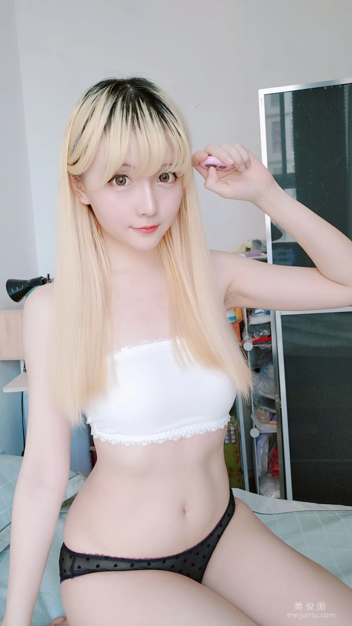 [网红Coser] 星之迟迟 《白衬衣》 写真集3
