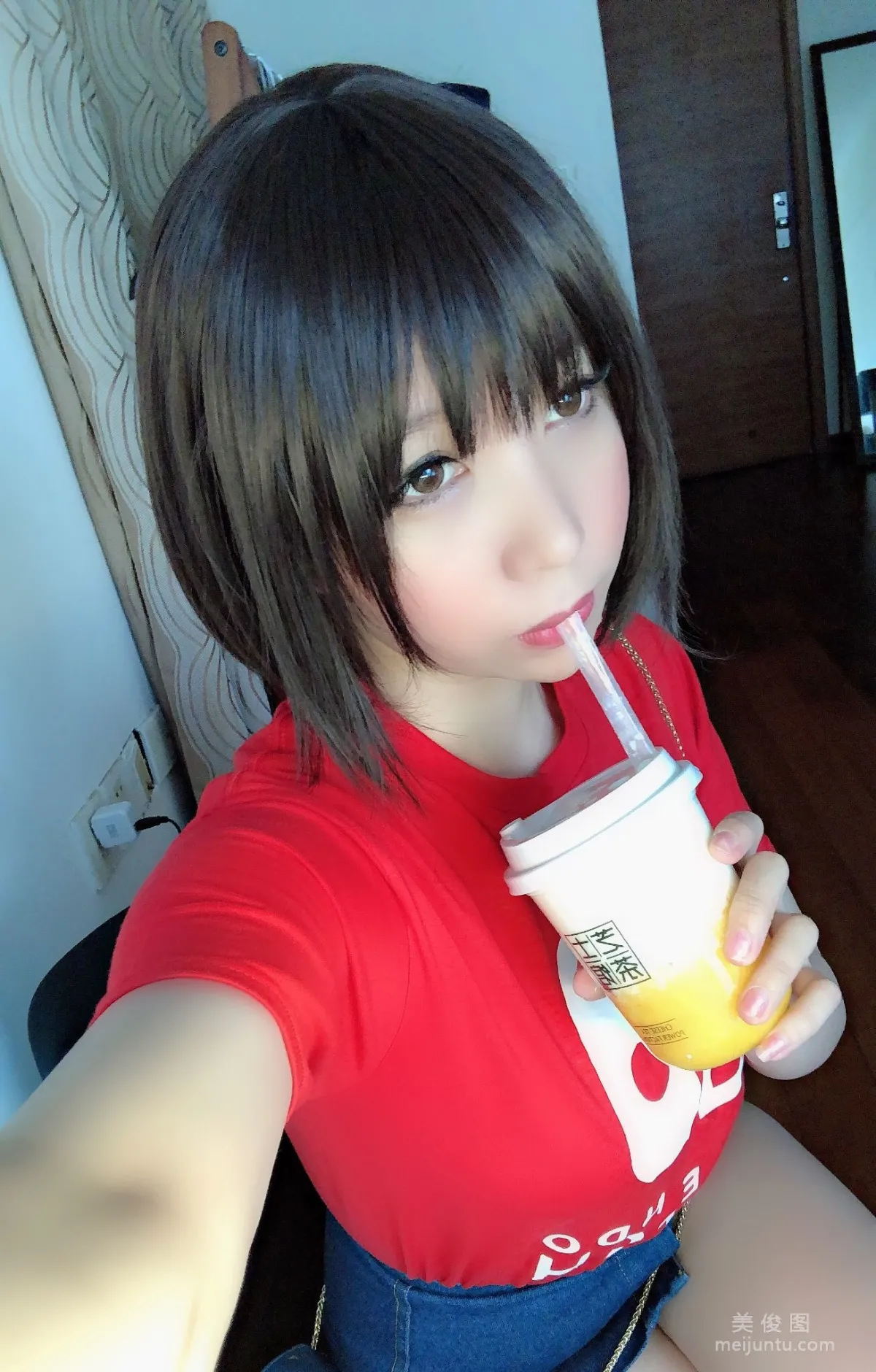[美女Coser] 鹿野希 《火紅誘惑》 寫真集 66