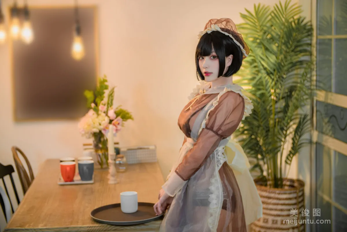 Coser起司塊wii 《棕色透明裝女仆》 寫真集 2