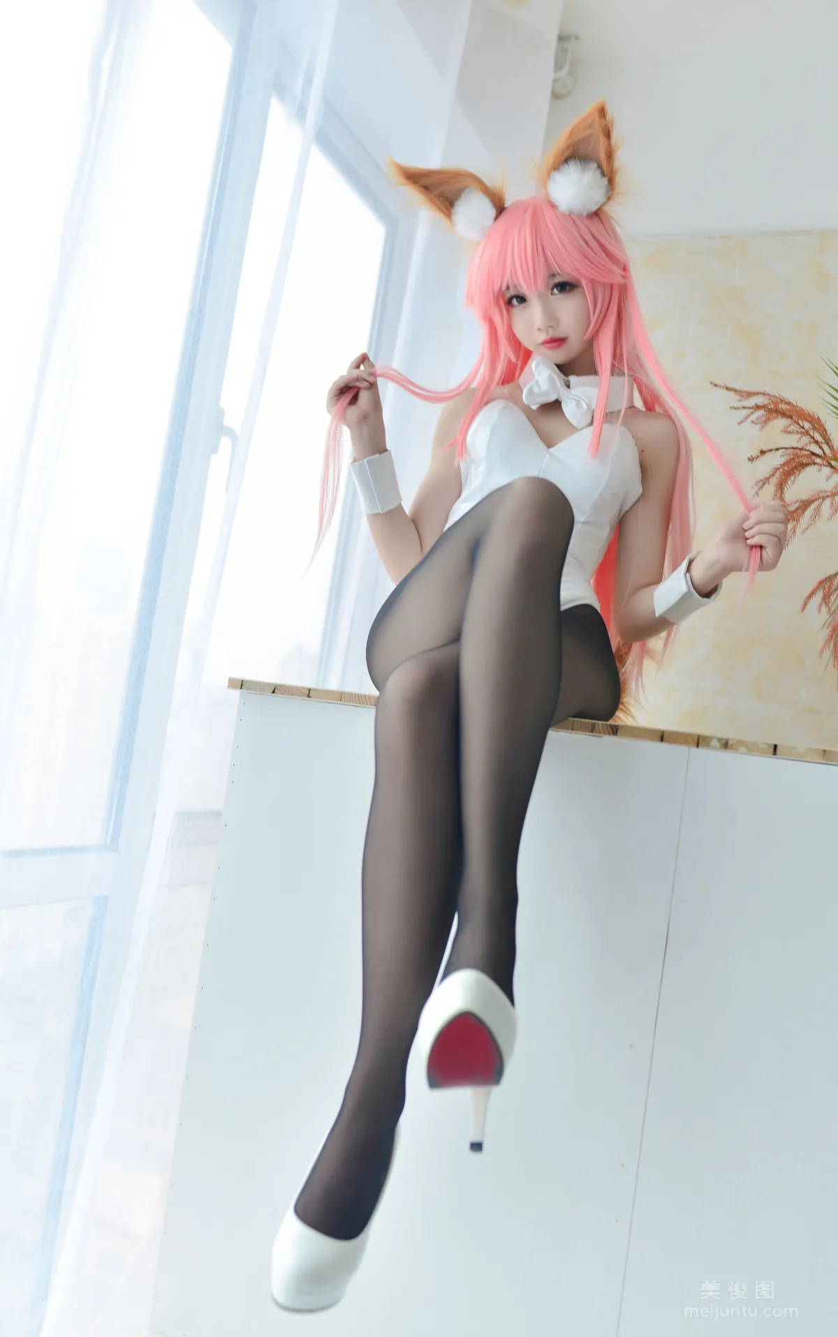 Coser小姐姐雪琪 《玉藻前兔女郎》 寫真集 17