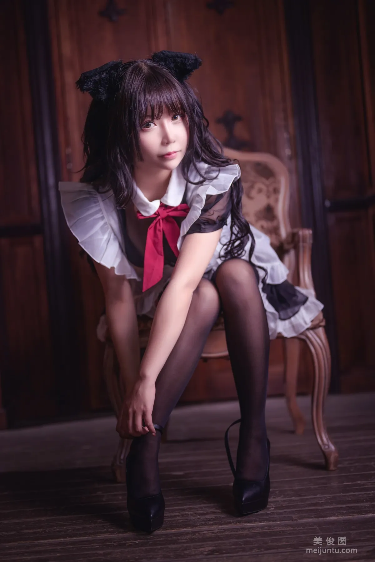 抱走莫子aa 《黑丝猫咪小女仆》 写真集4