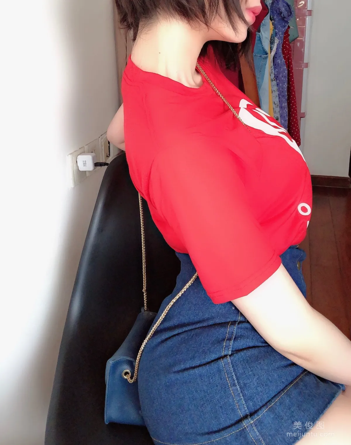 [美女Coser] 鹿野希 《火紅誘惑》 寫真集 47