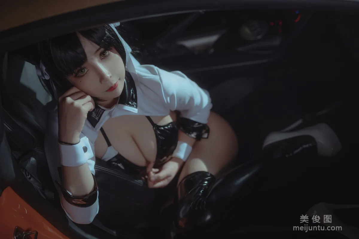 抱走莫子aa 《赛车女郎》 写真集1