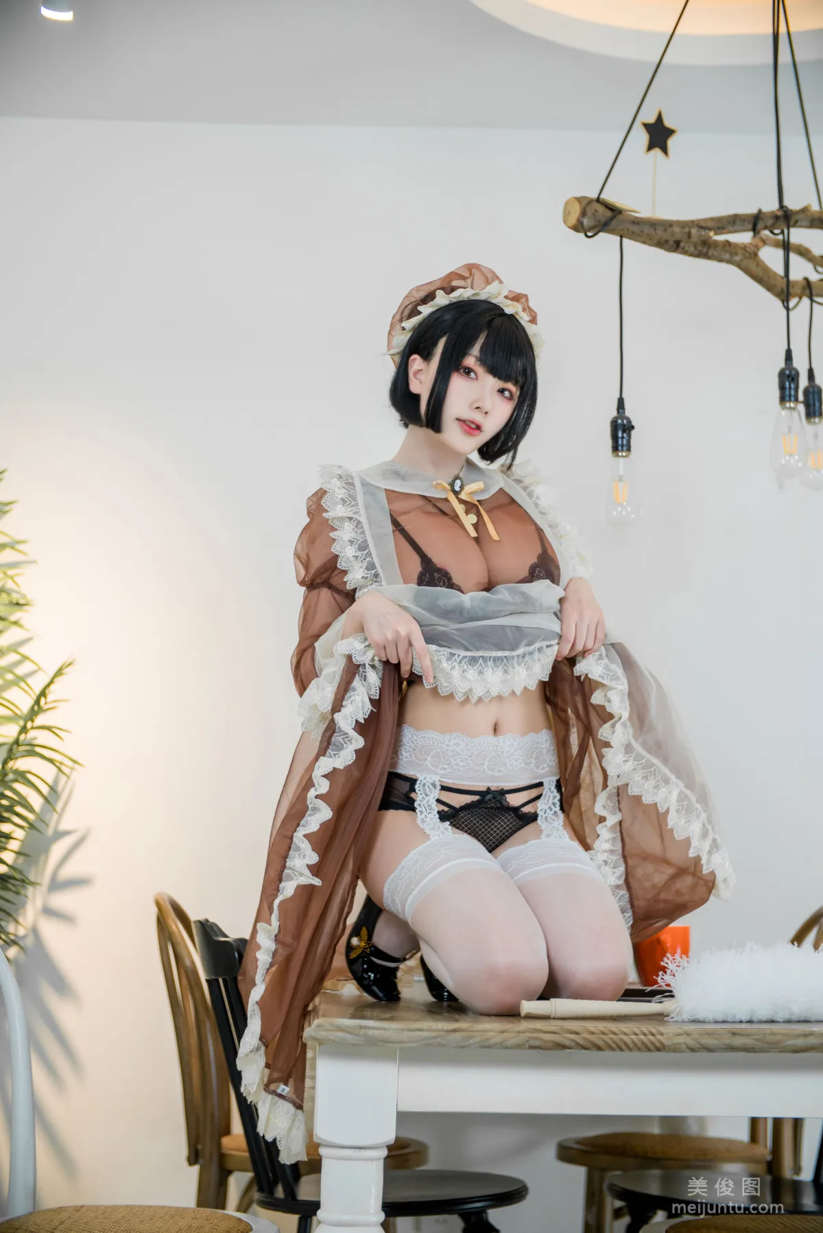 Coser起司塊wii 《棕色透明裝女仆》 寫真集 16