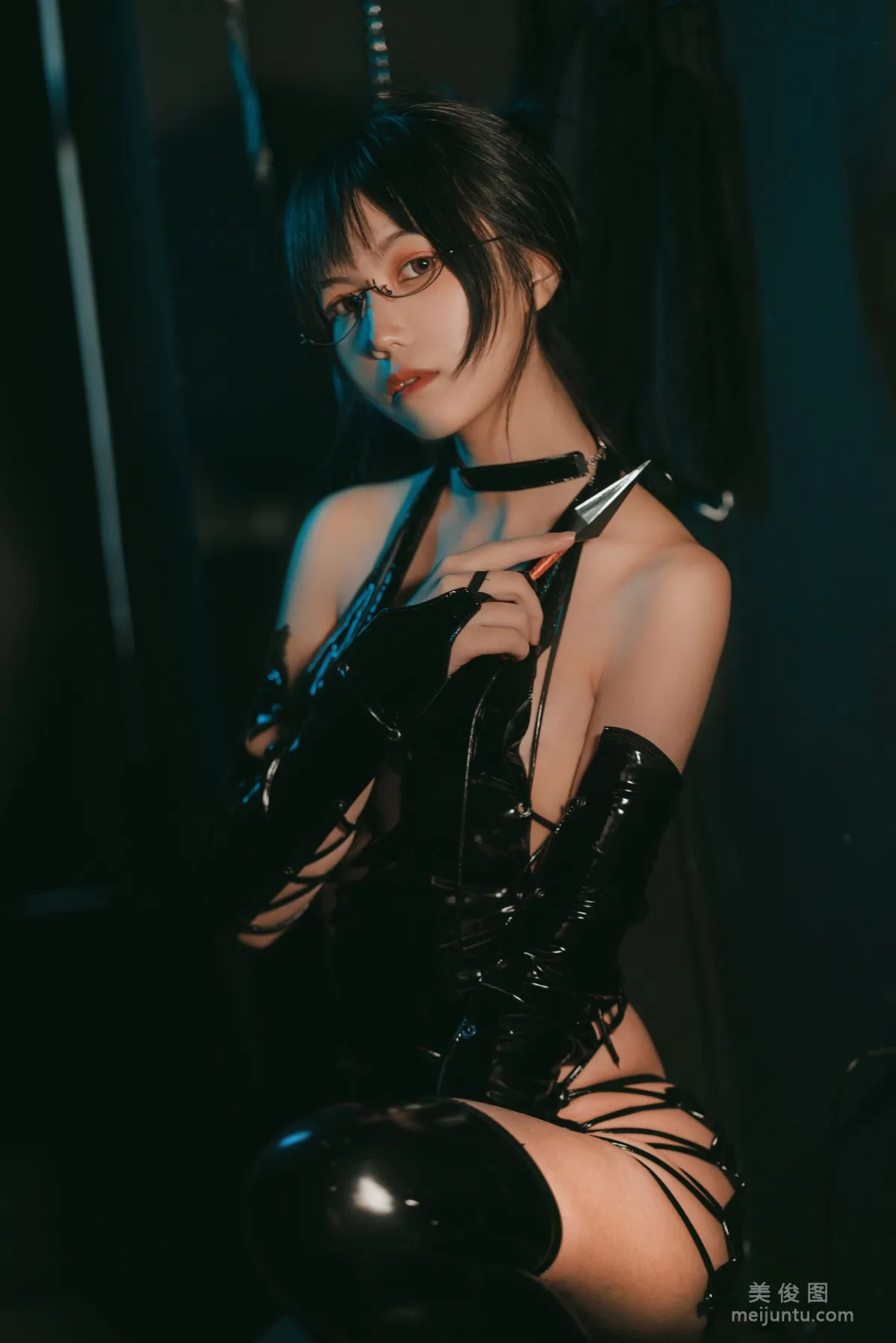 [美女Coser] 逐月su 《忍者》 写真集6