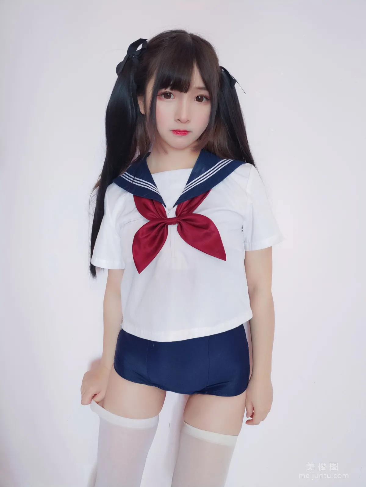 古川kagura 《水手服死庫水》 寫真集 3