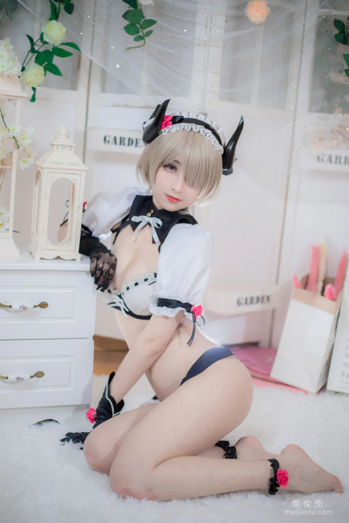 rioko凉凉子 《丽塔内衣》 写真集6