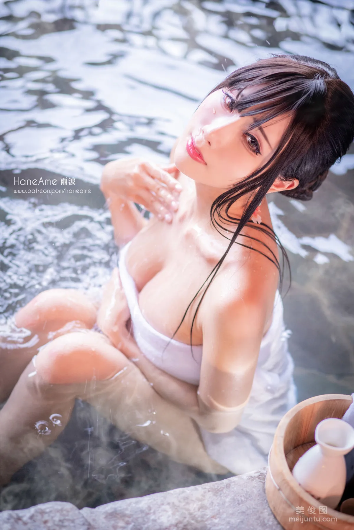 [網紅Coser美女] 雨波HaneAme 《溫泉》 寫真集 97