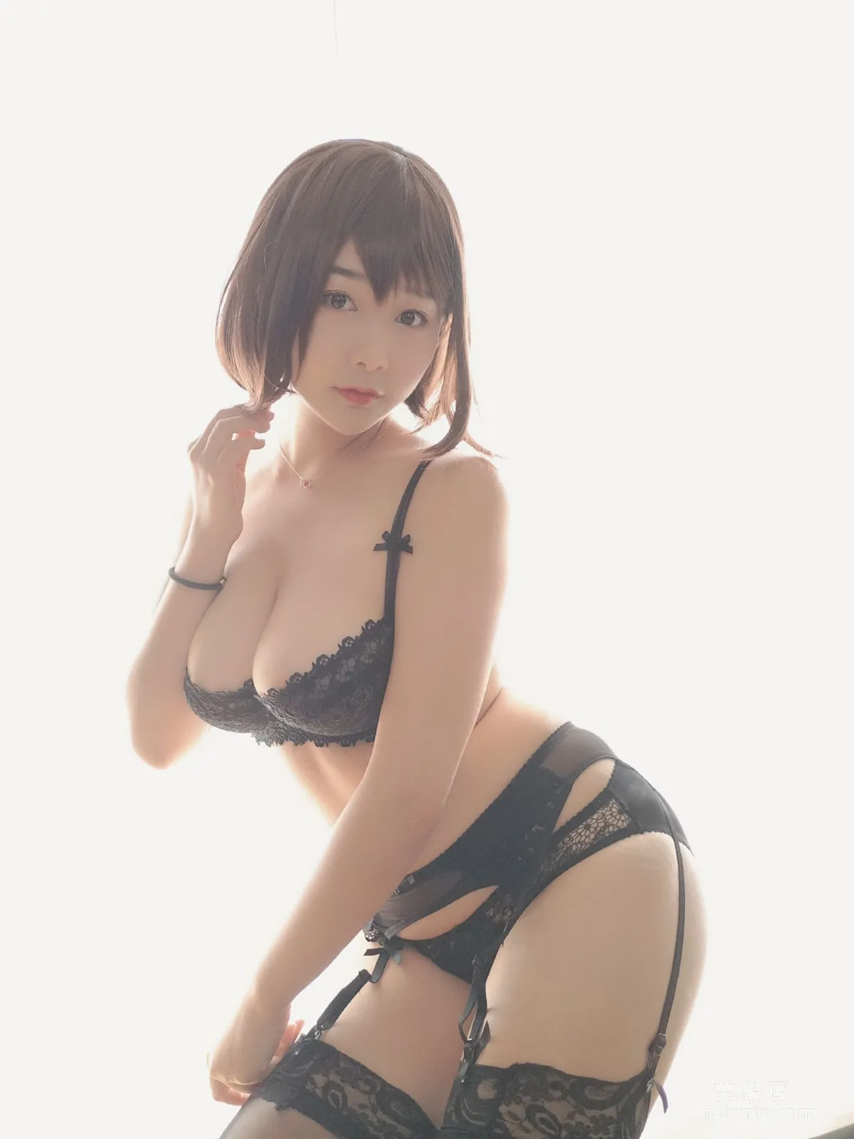 性感Coser三刀刀Miido 《黑色蕾絲内衣》 寫真集 4