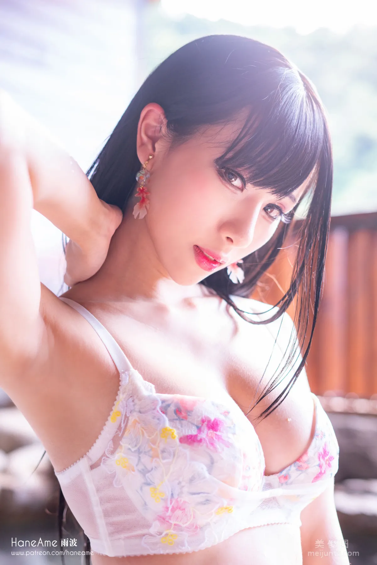 [網紅Coser美女] 雨波HaneAme 《溫泉》 寫真集 65