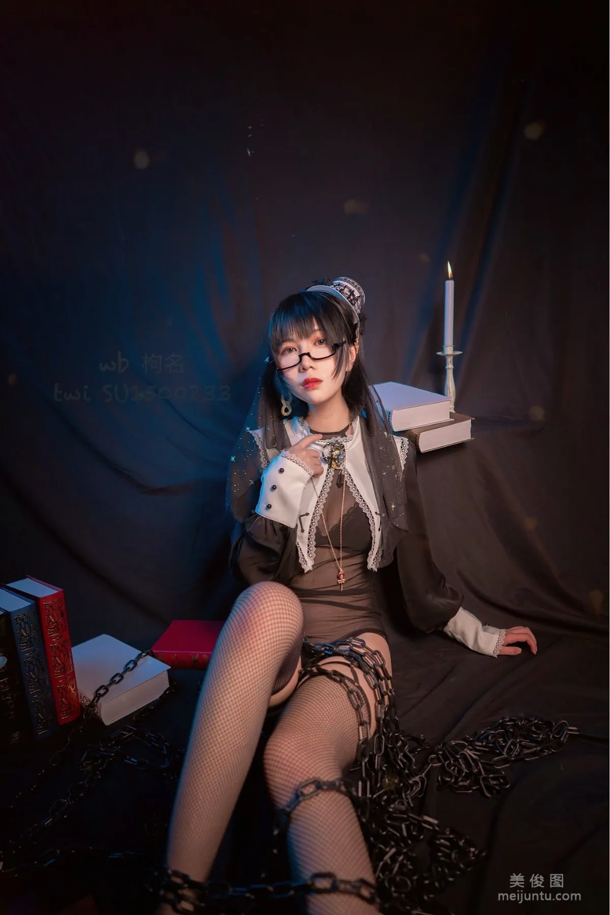 [網紅Coser] 逐月su 《修女》 寫真集 4